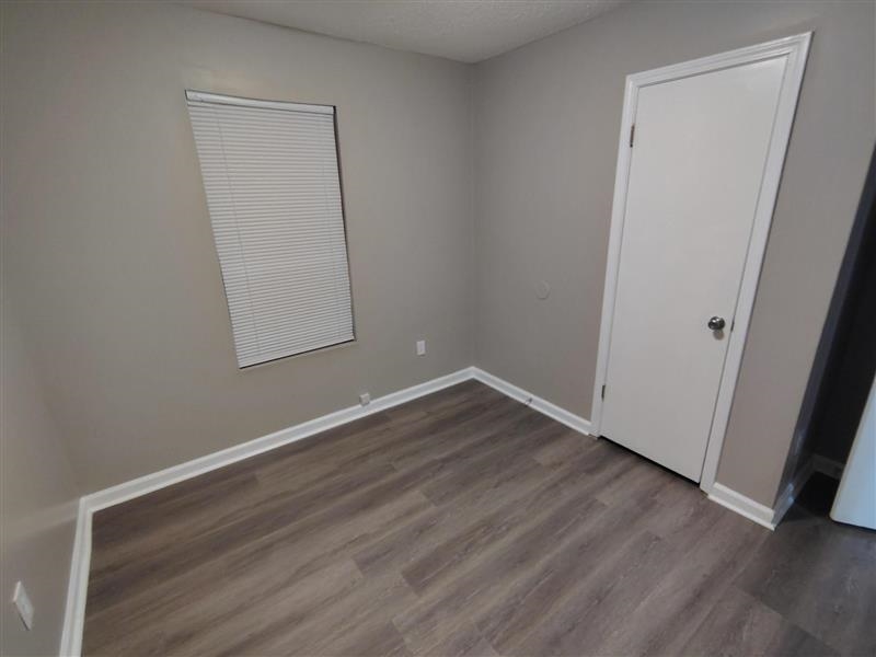 679 Leath St Property Photo 6