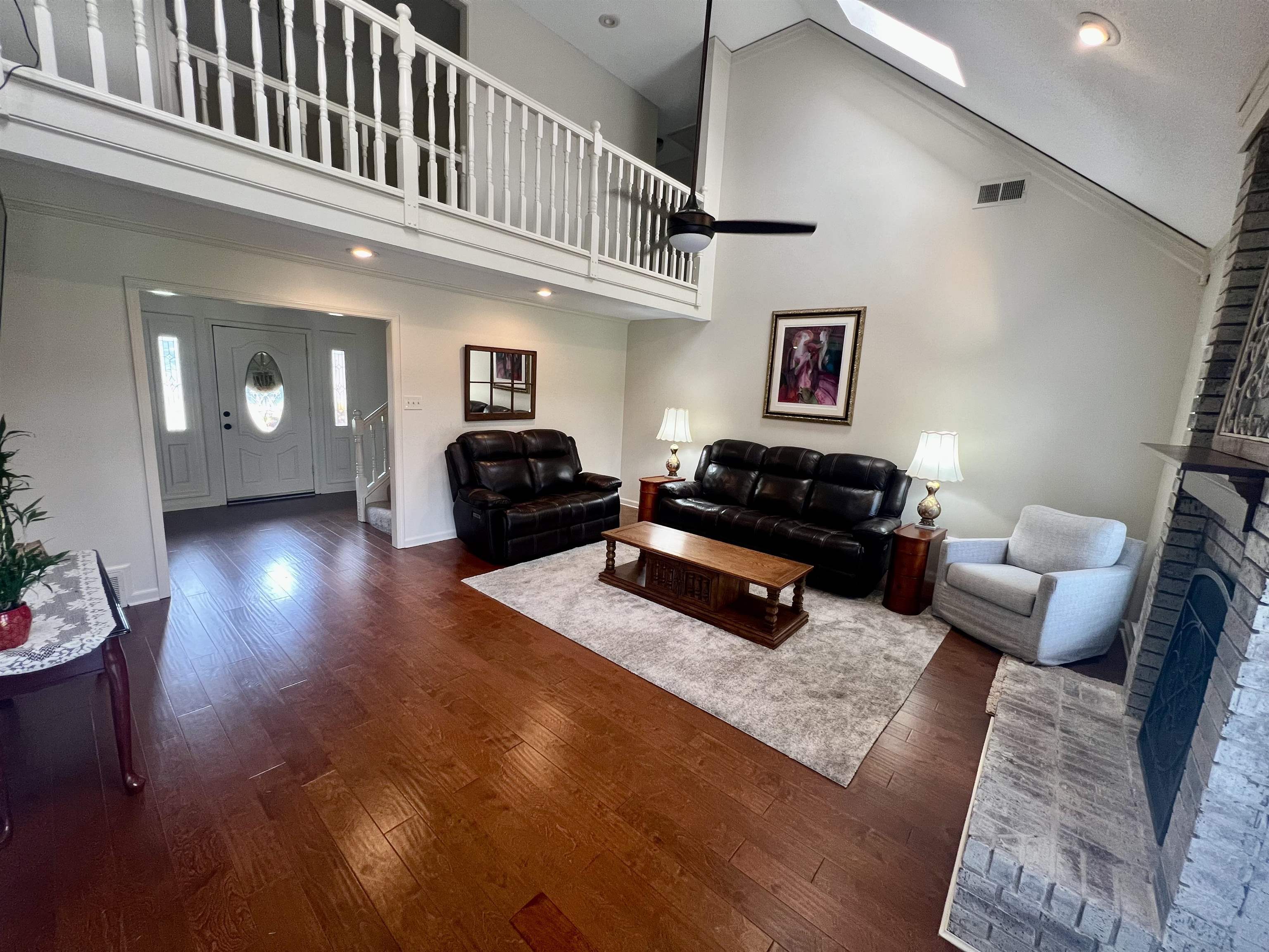 8838 Hillman Way Property Photo 6