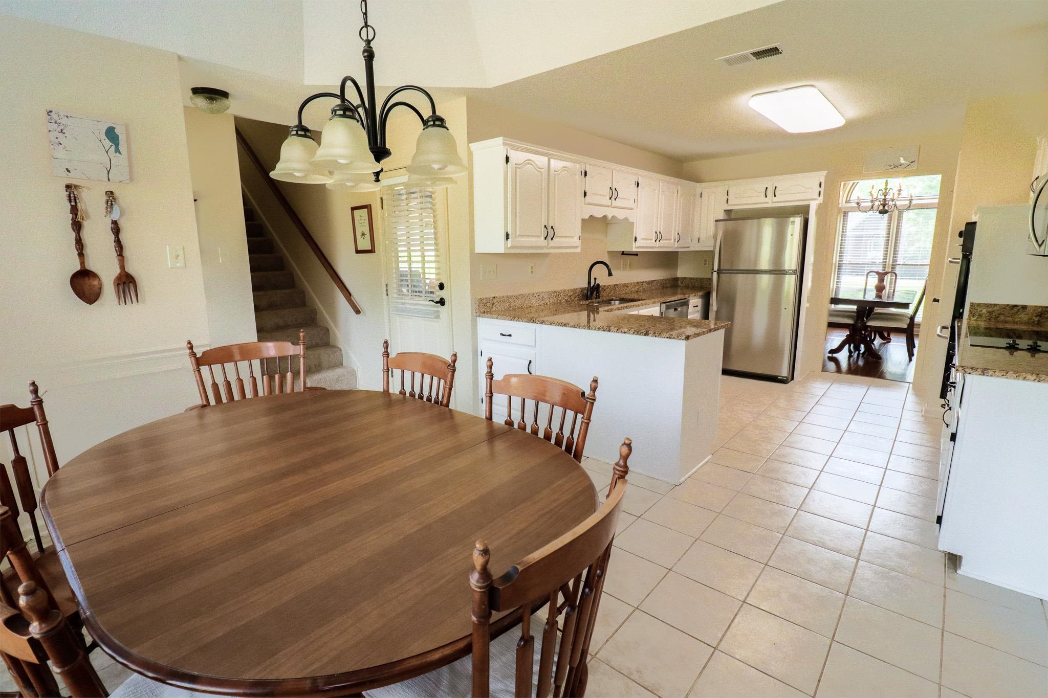 8838 Hillman Way Property Photo 9