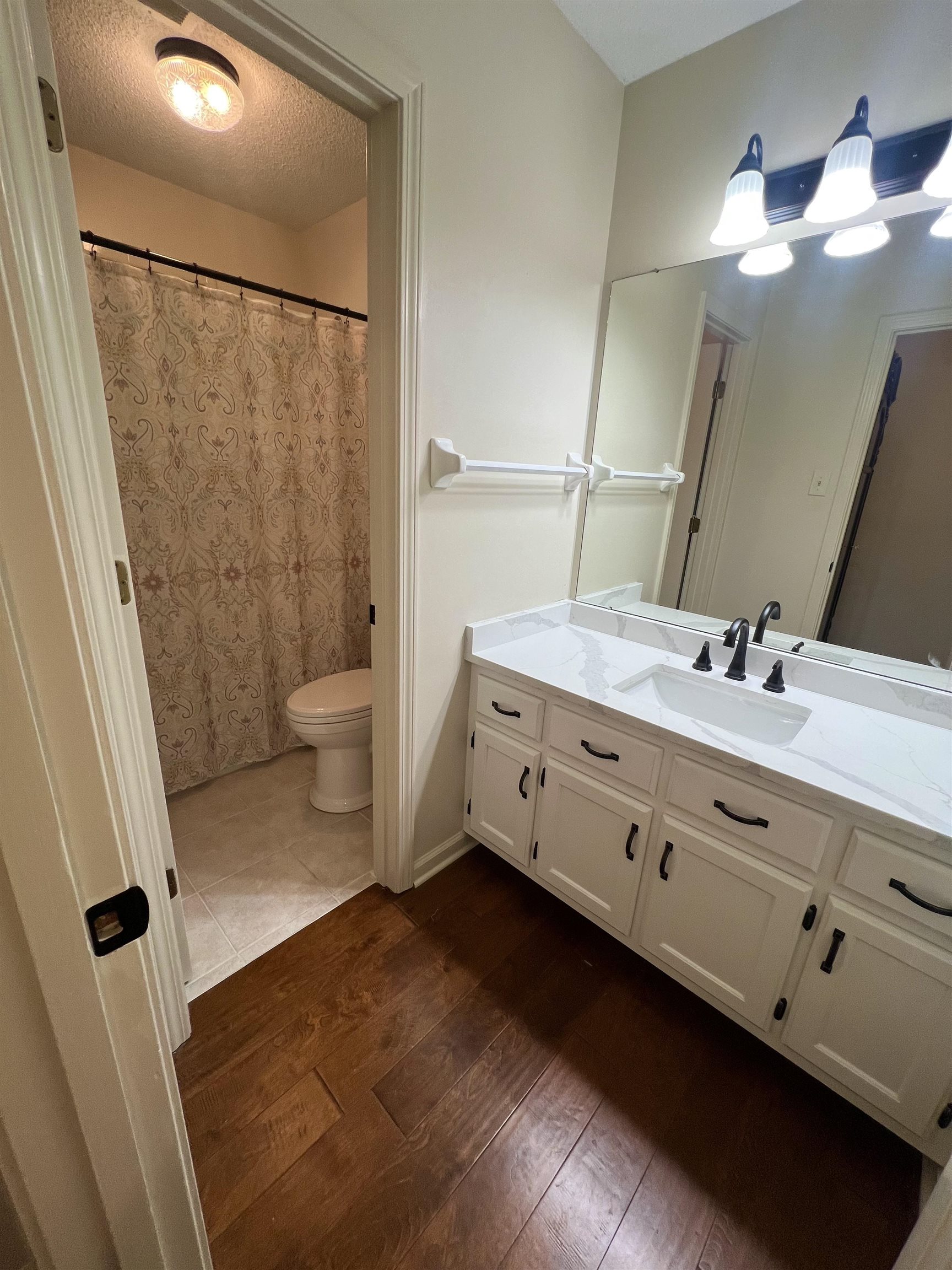 8838 Hillman Way Property Photo 12