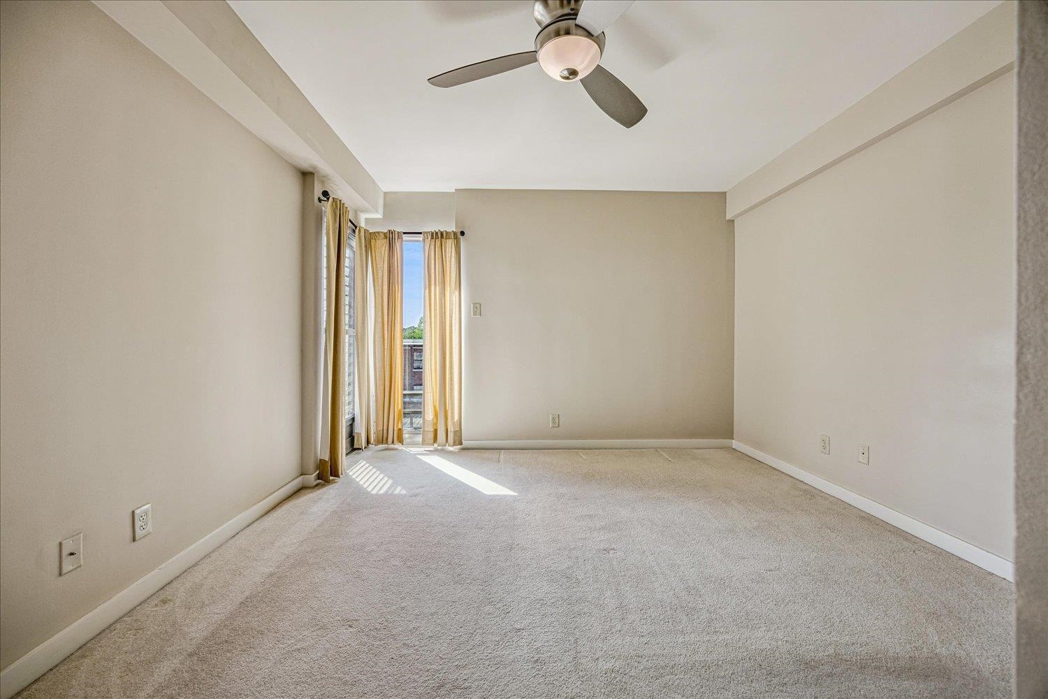 2195 Poplar Ave 303 Property Photo 21