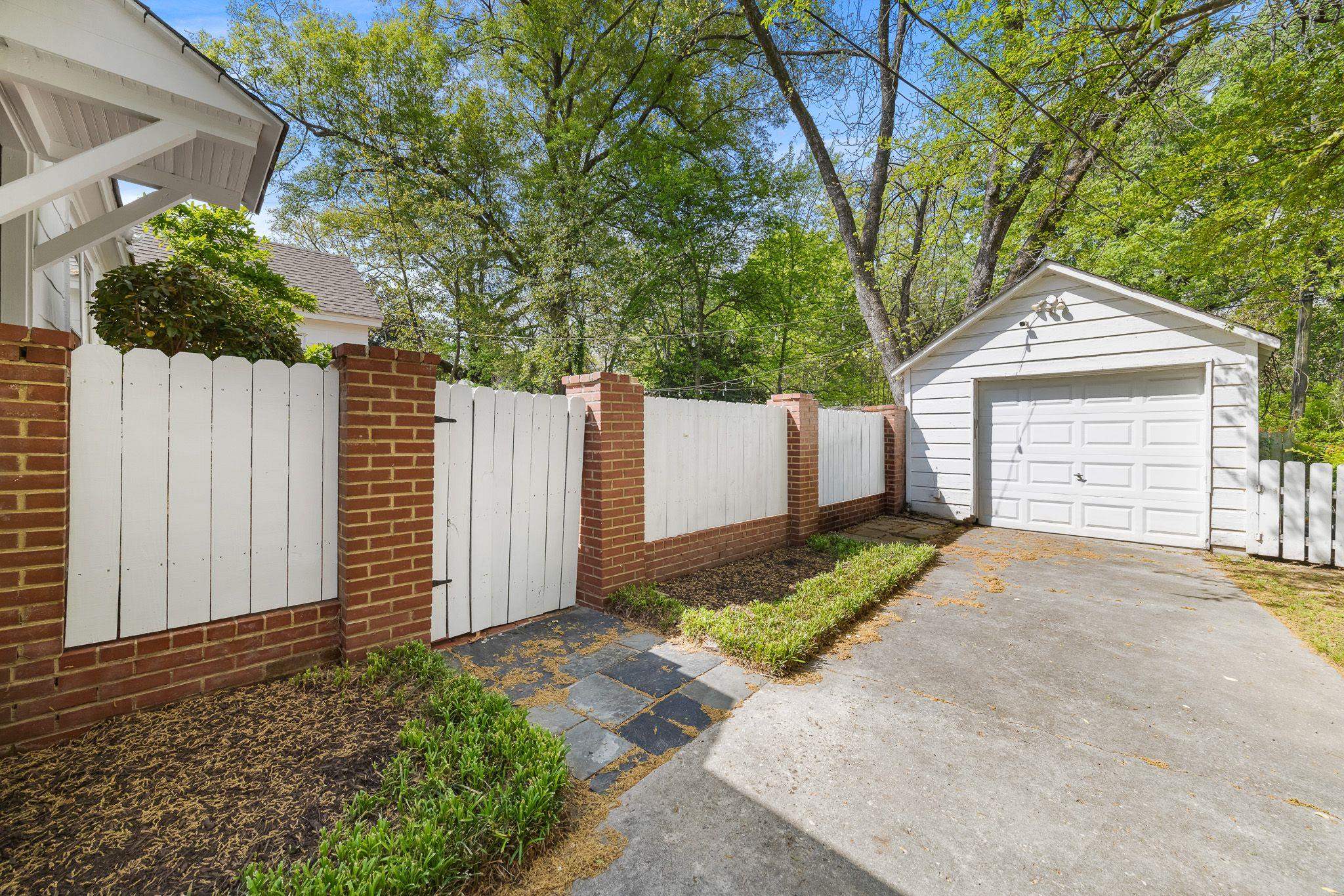 281 Palisade St Property Photo 28
