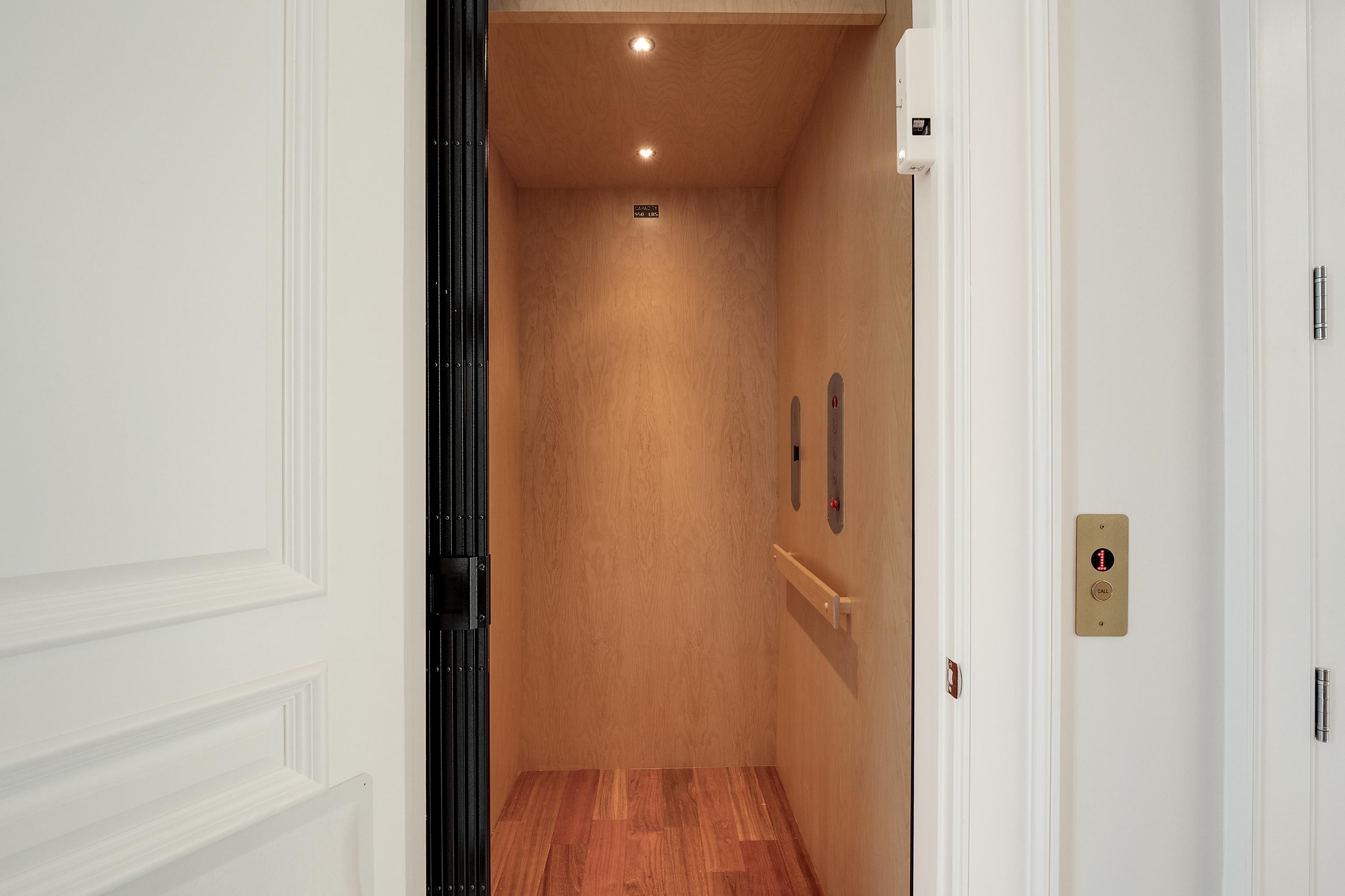 6211 Dovecote Ln Property Photo 33