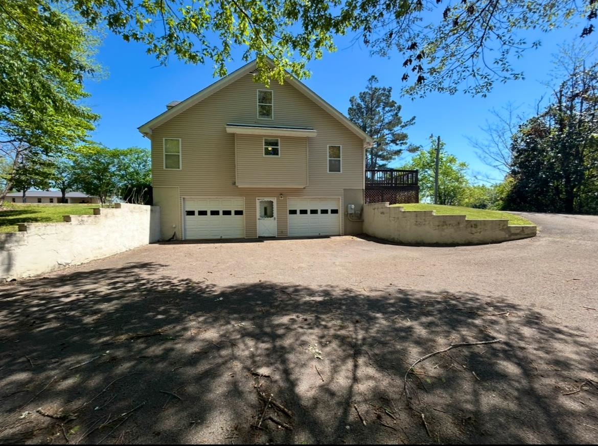 720 Riverside Ln Property Photo 28