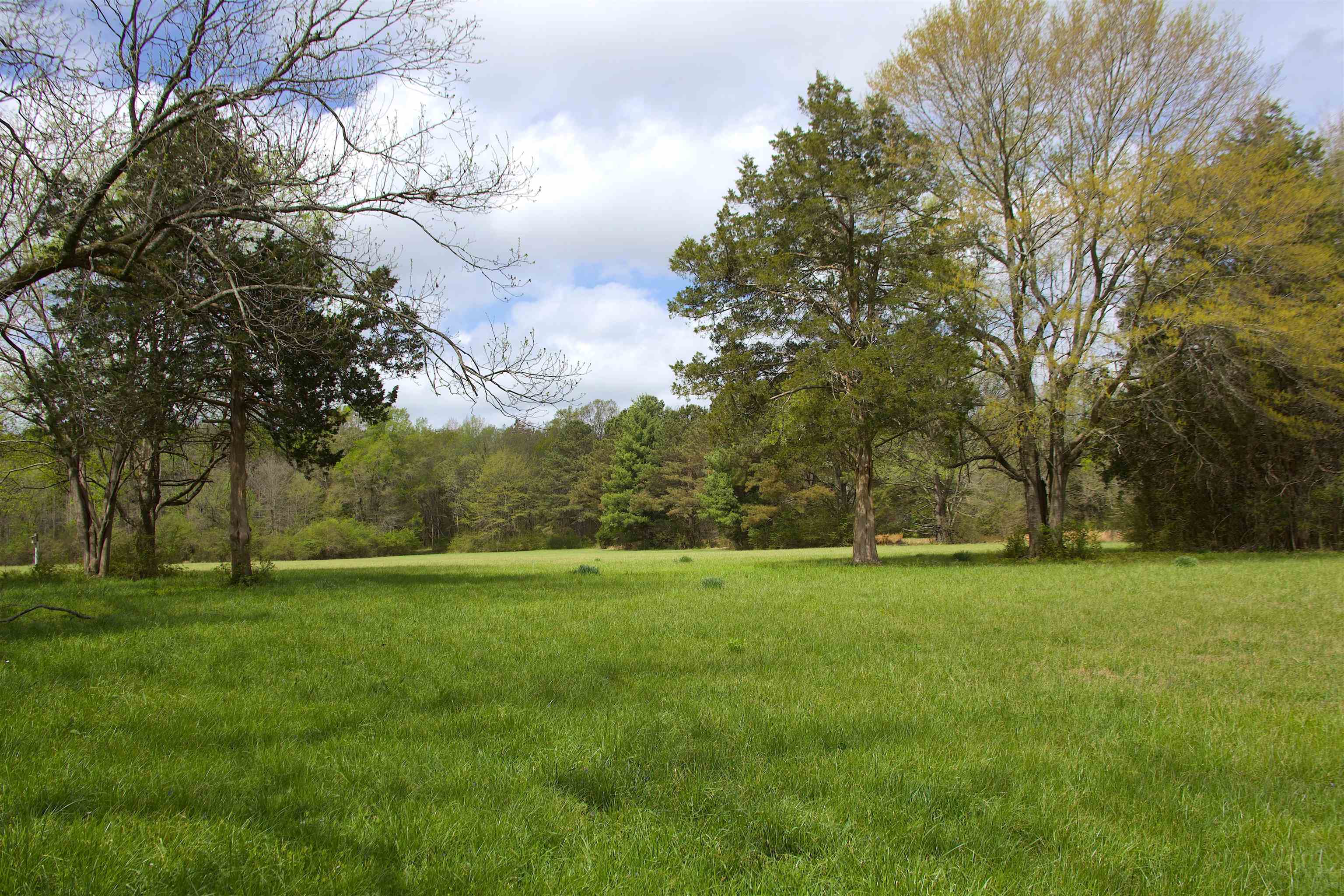 14360 La Grange Rd Property Photo 2