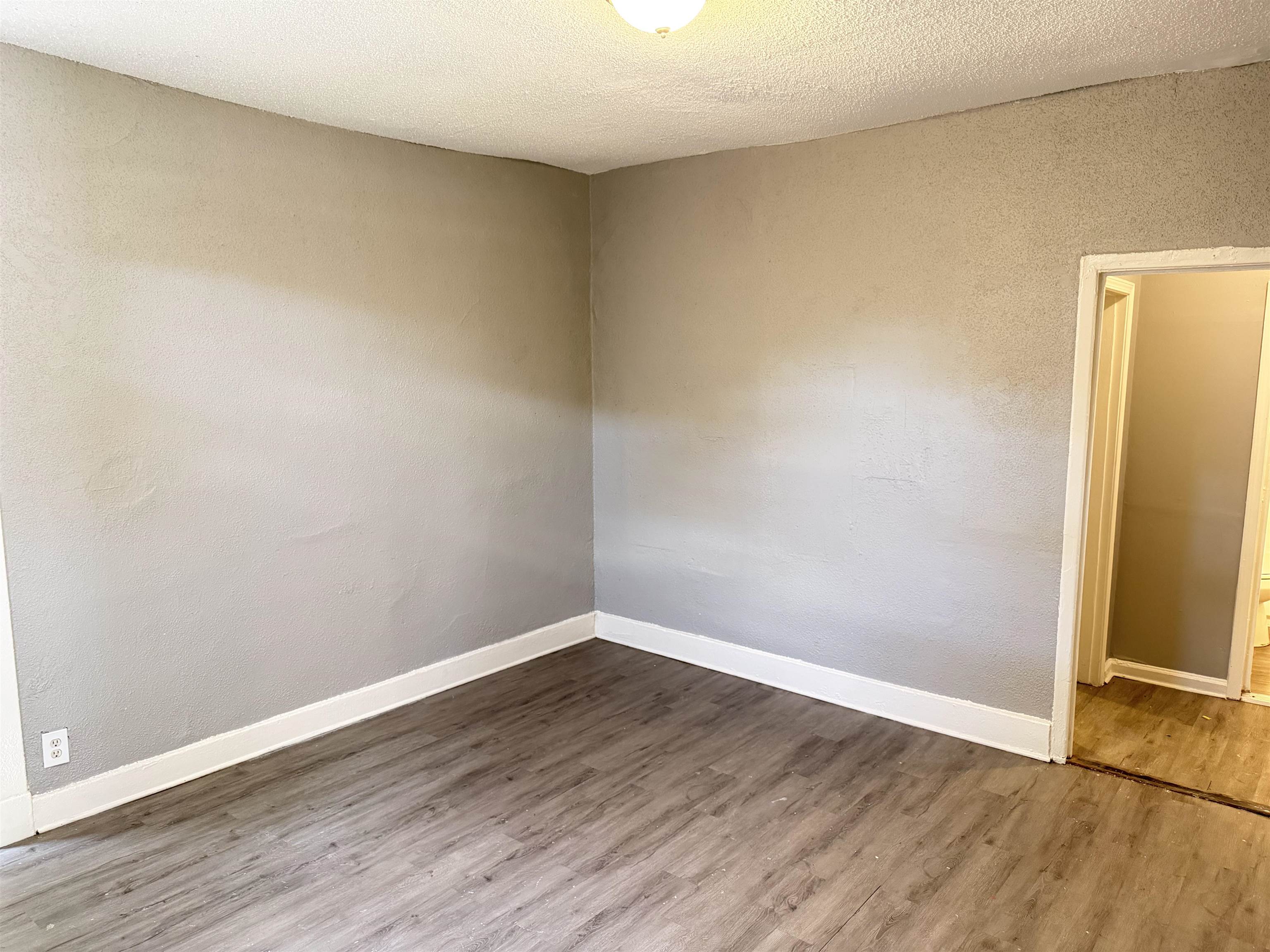 855 Hilton St Property Photo 8
