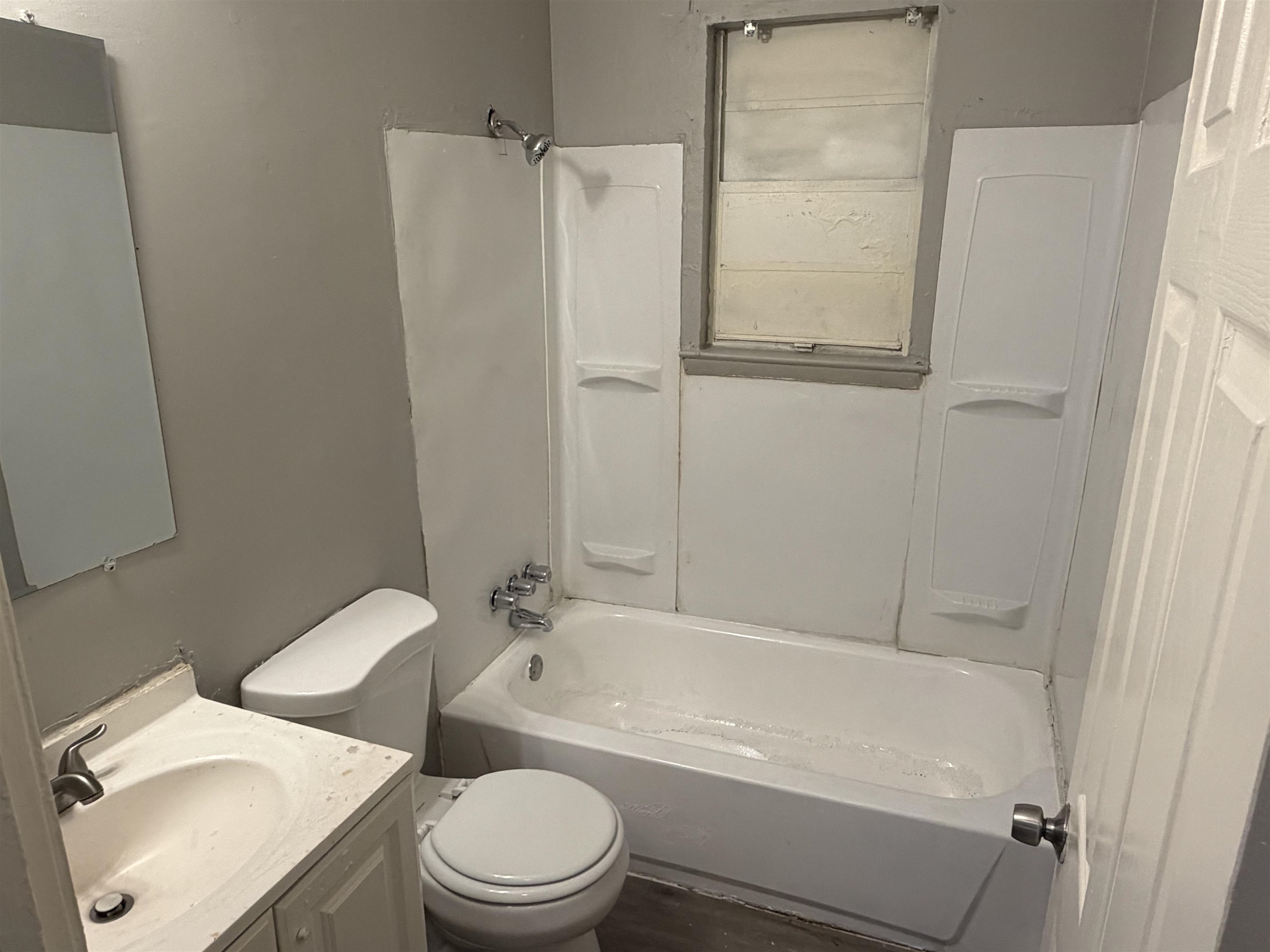 855 Hilton St Property Photo 16