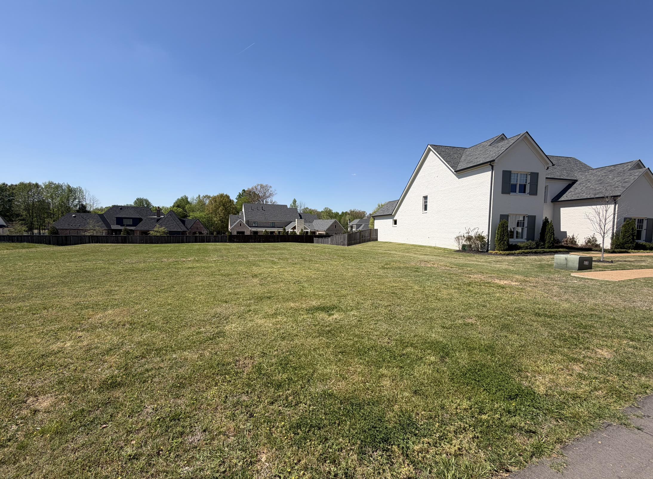 421 Cassidy Ln Property Photo 2