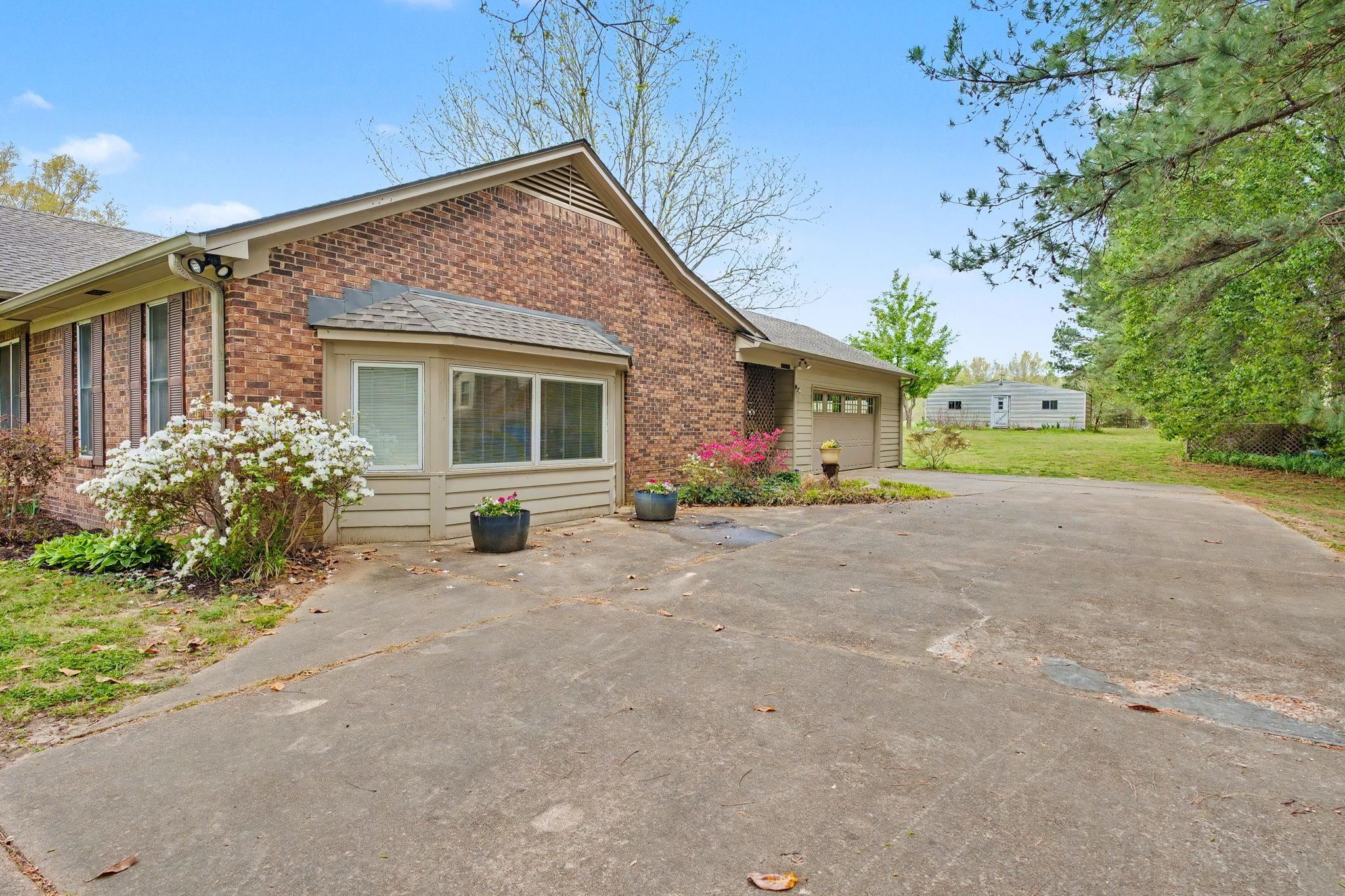 11380 Sycamore Farms Dr Property Photo 6