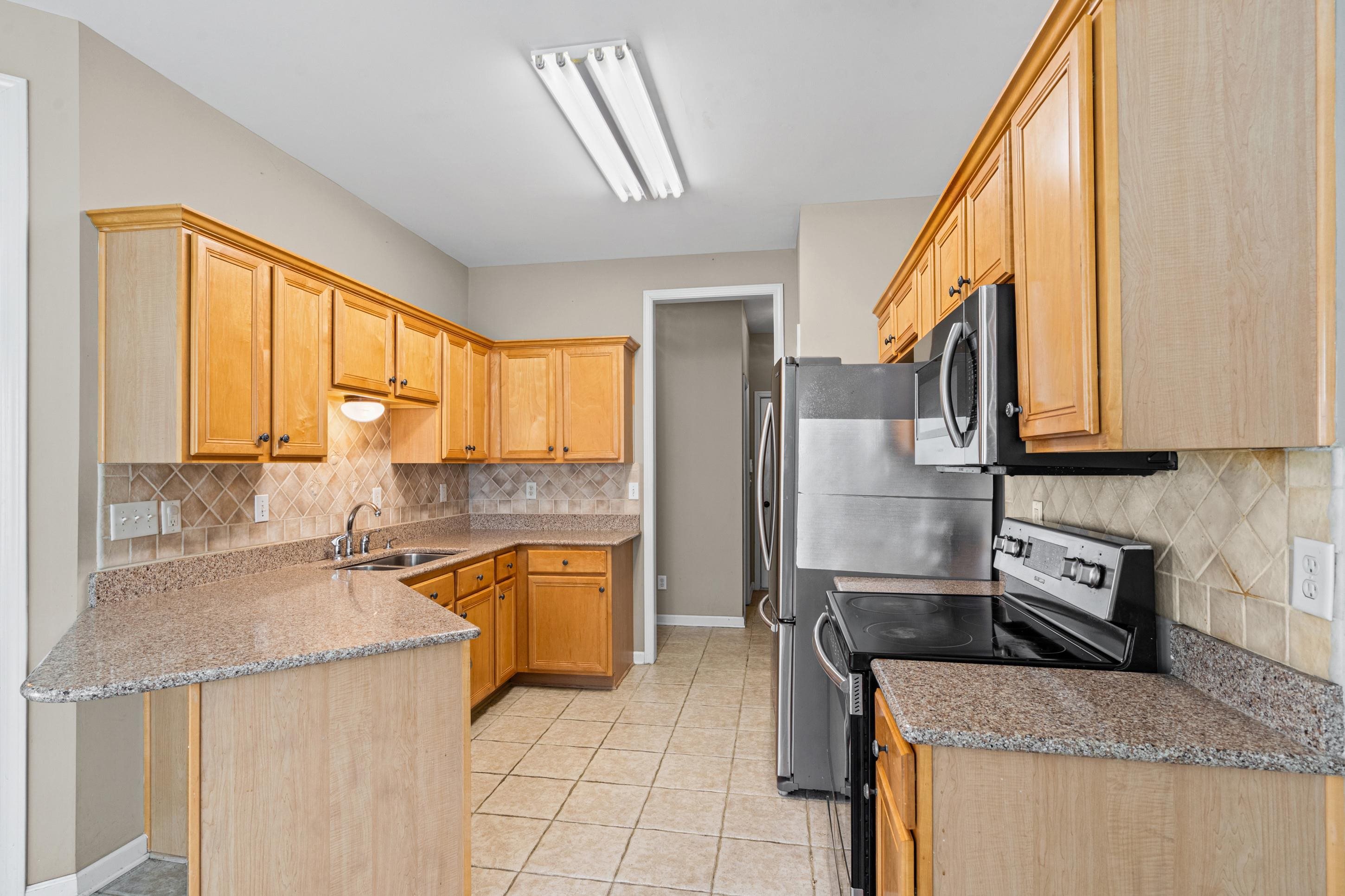 10471 Ashboro Dr Property Photo 7