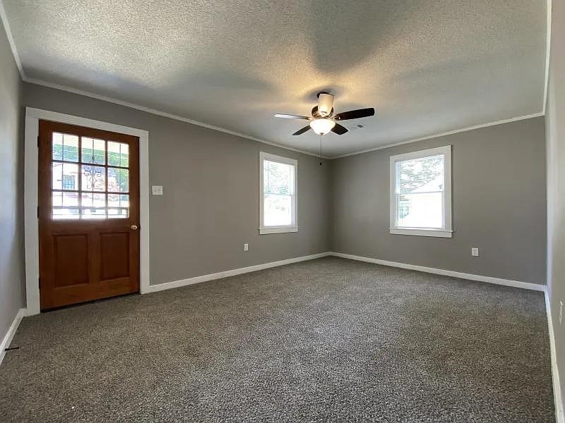 247 Modder Ave Property Photo 2