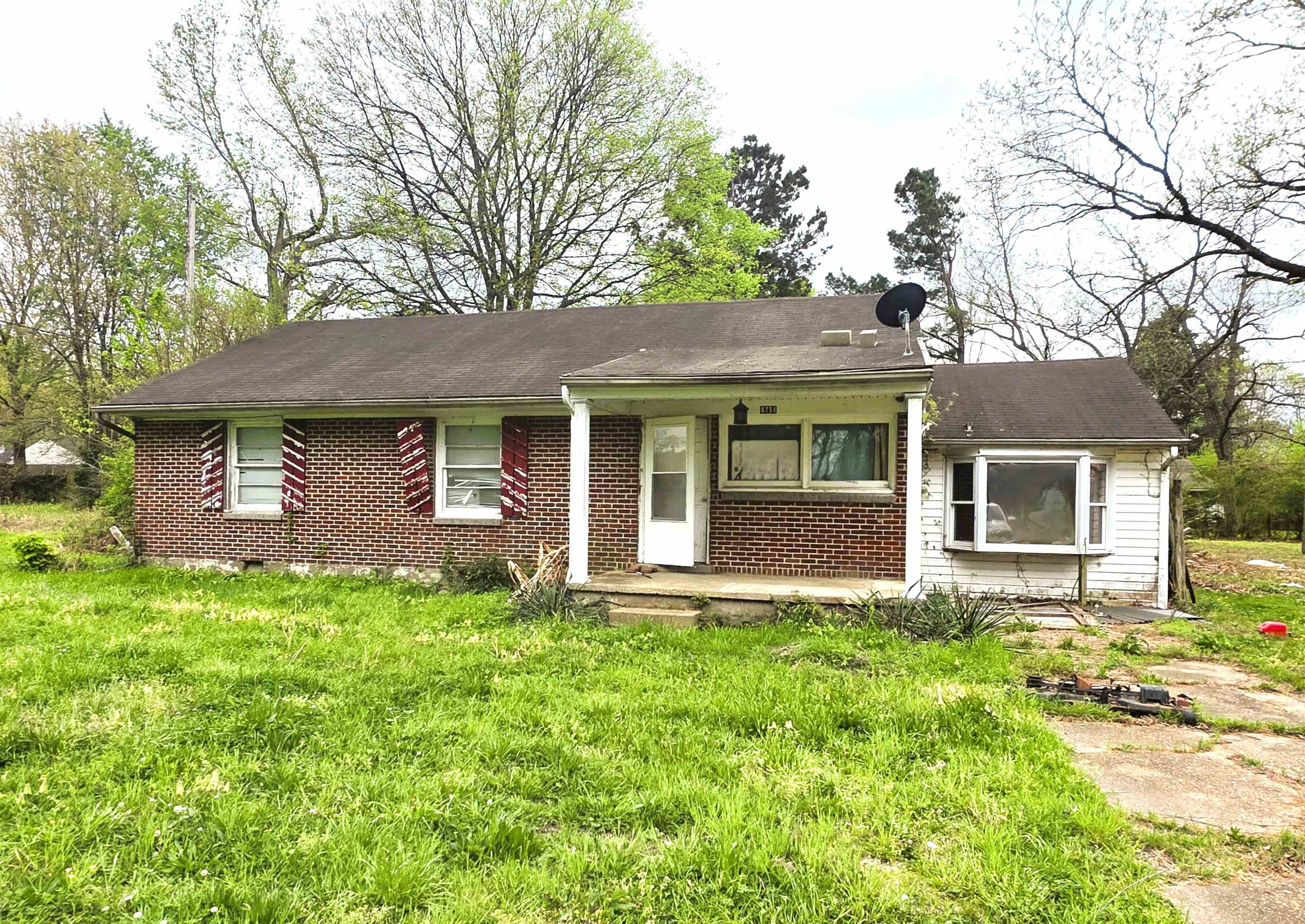 6751 NAVY RD Property Photo 1
