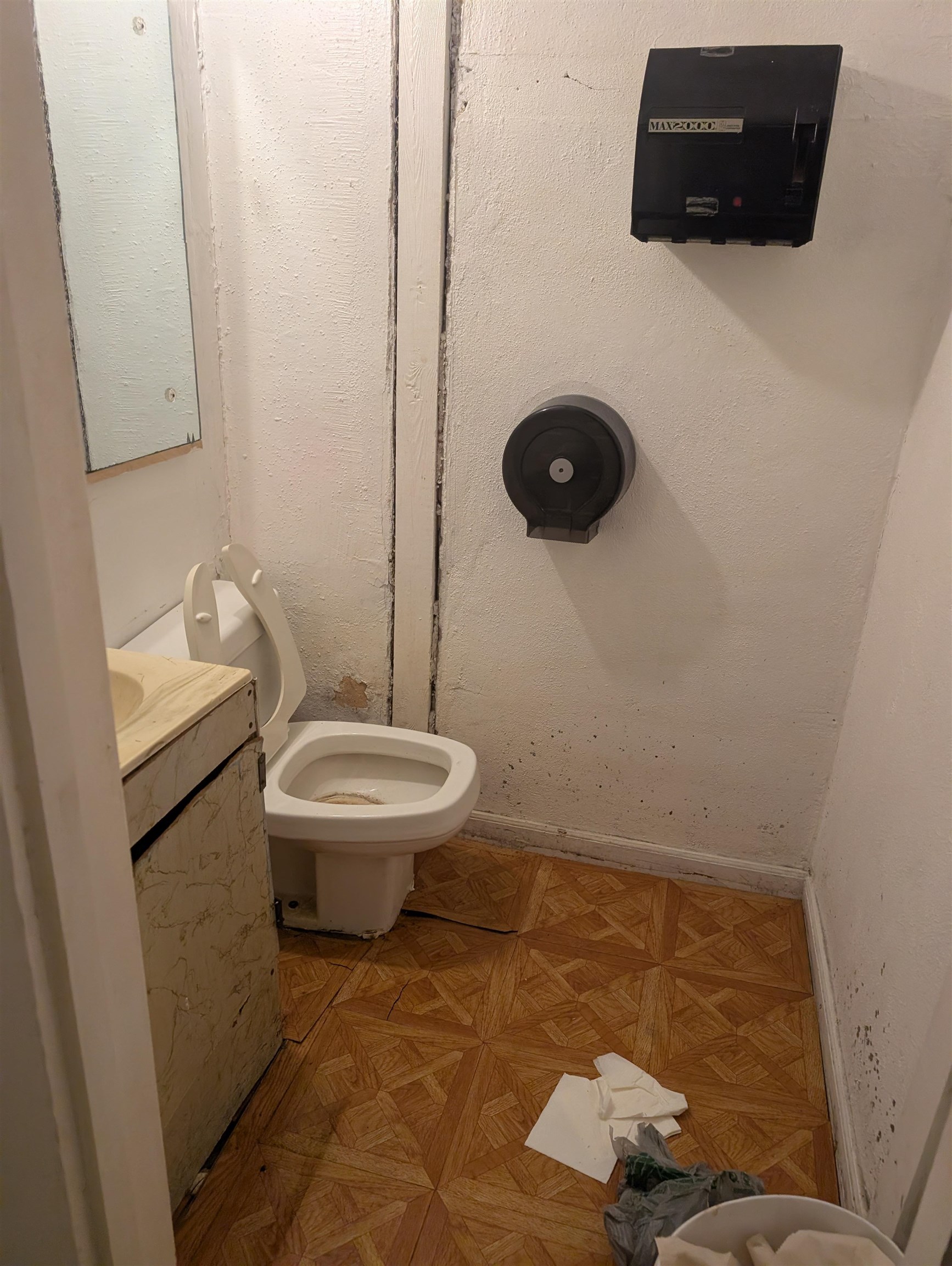 18 E Mitchell Rd Property Photo 10