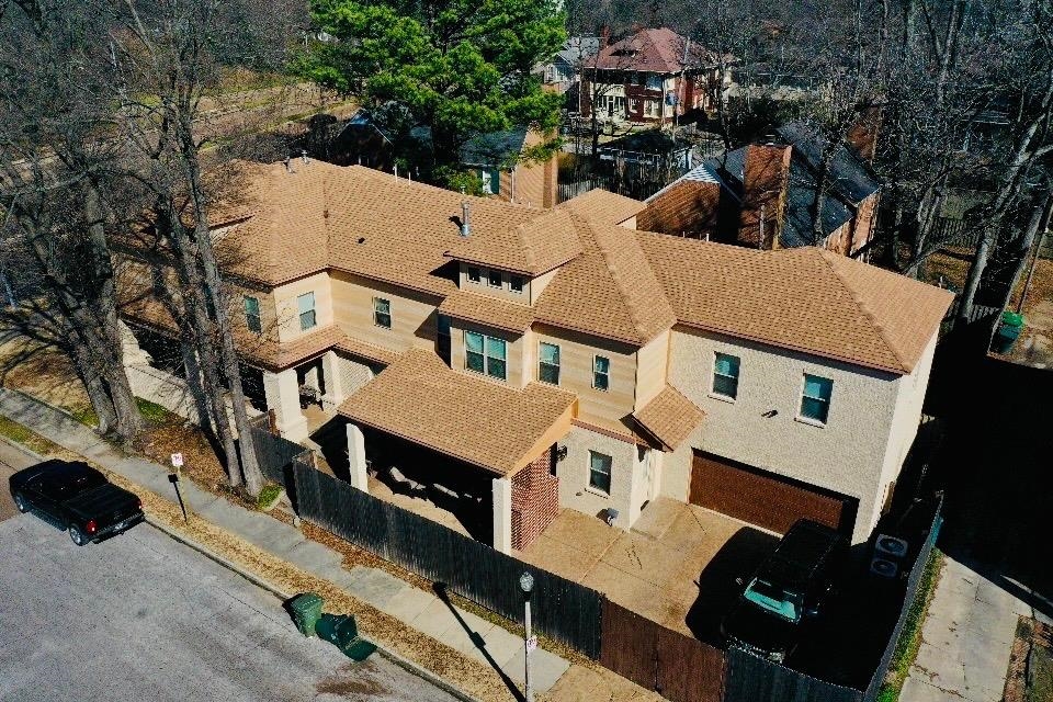 1465 N PARKWAY ST Property Photo 1