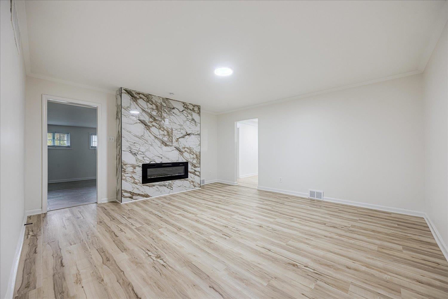505 Eastbourne Pl Property Photo 17