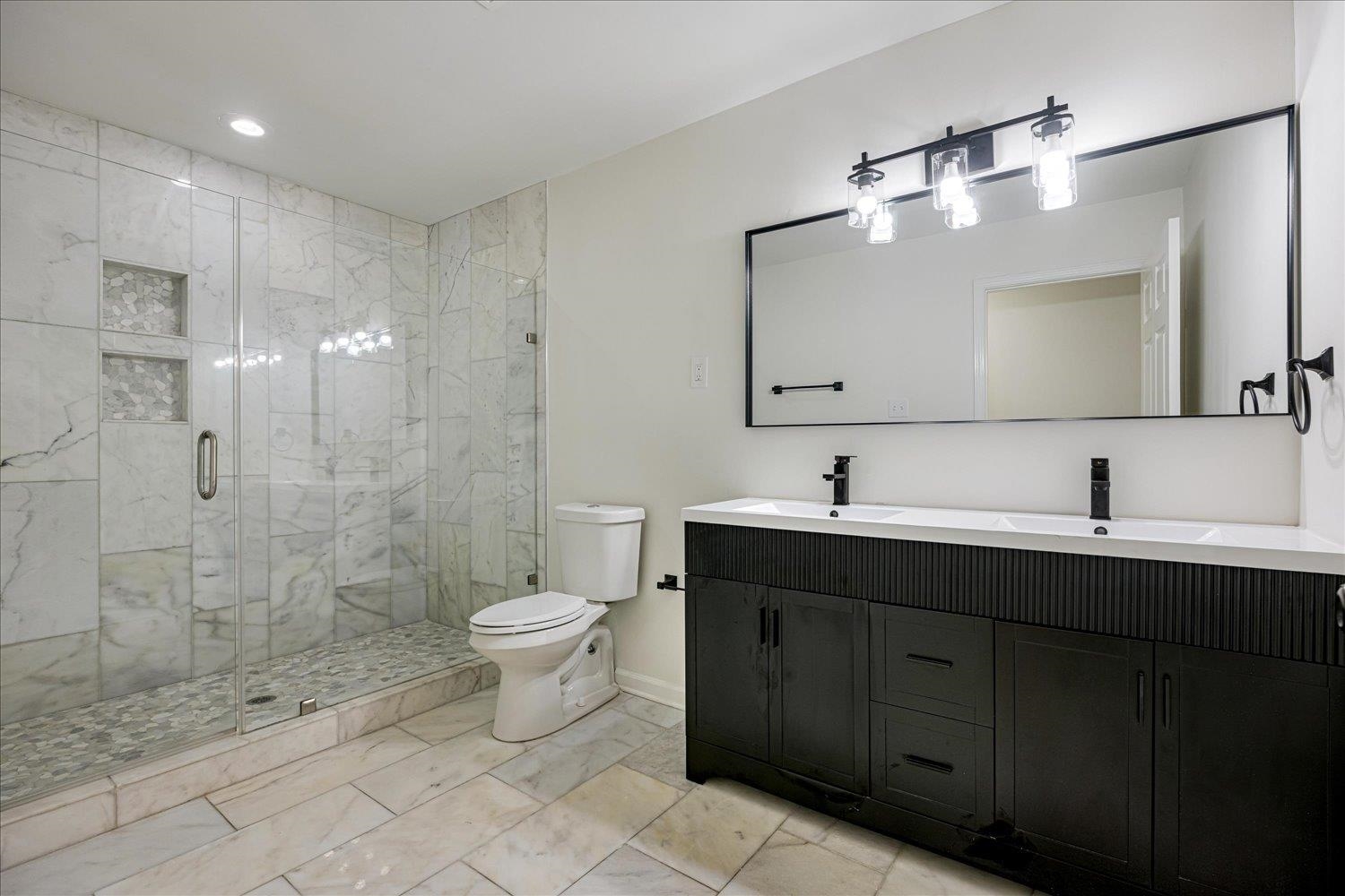 505 Eastbourne Pl Property Photo 19