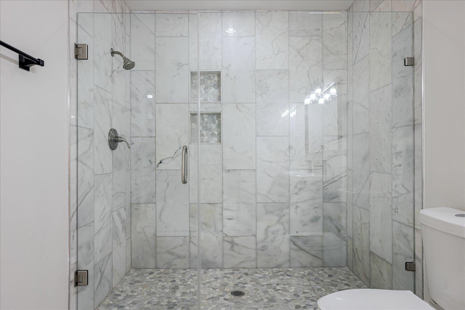 505 Eastbourne Pl Property Photo 20