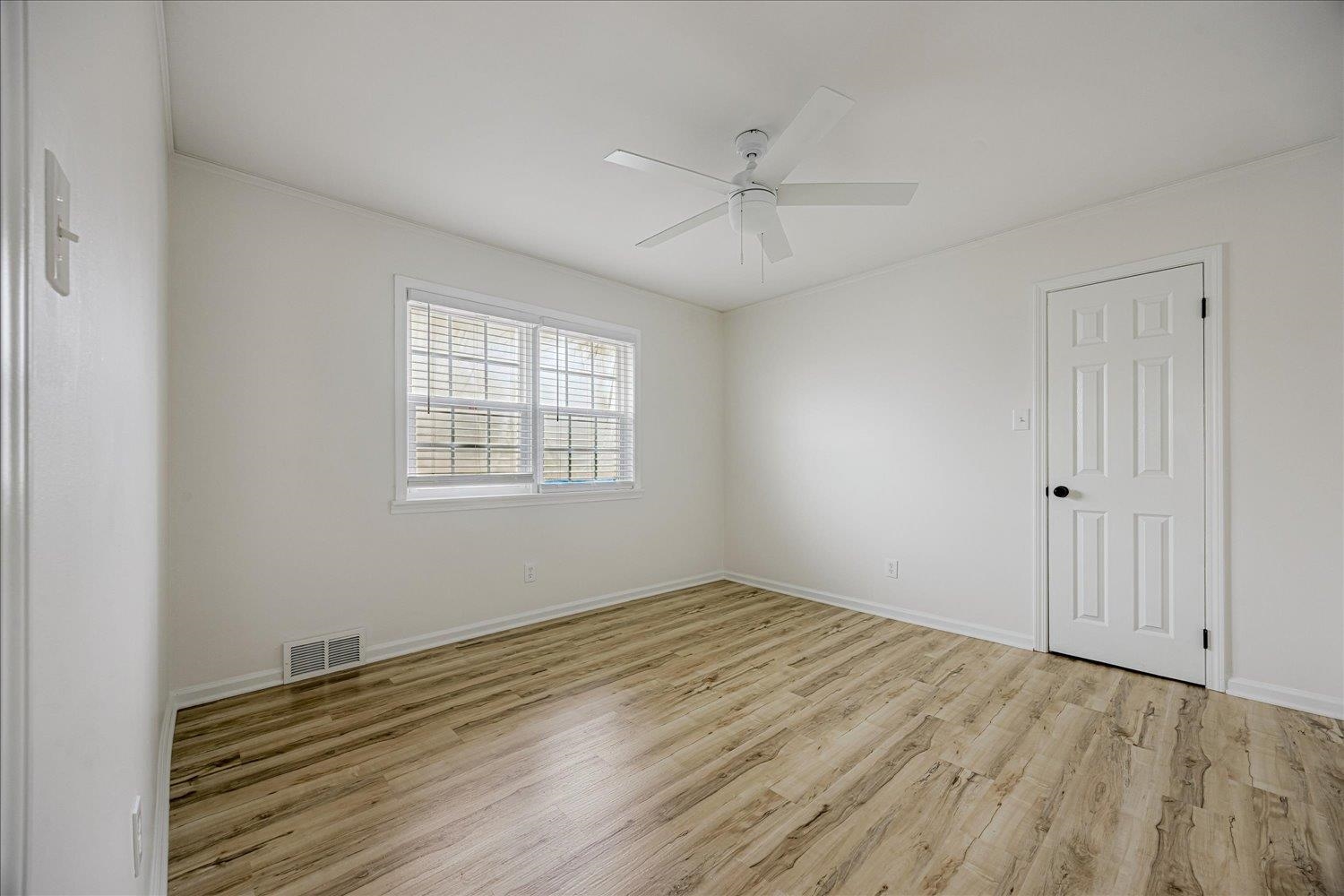505 Eastbourne Pl Property Photo 22