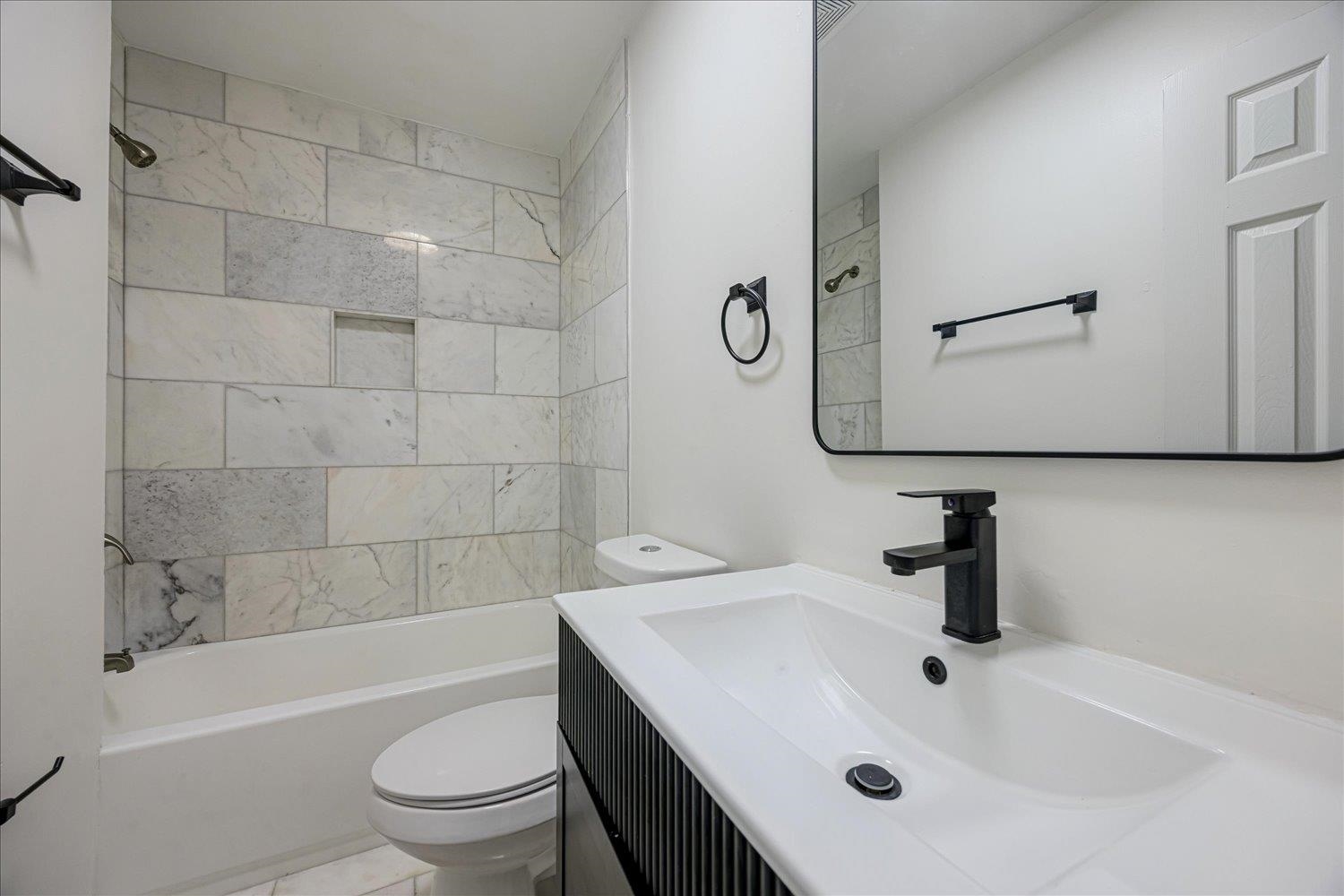 505 Eastbourne Pl Property Photo 23