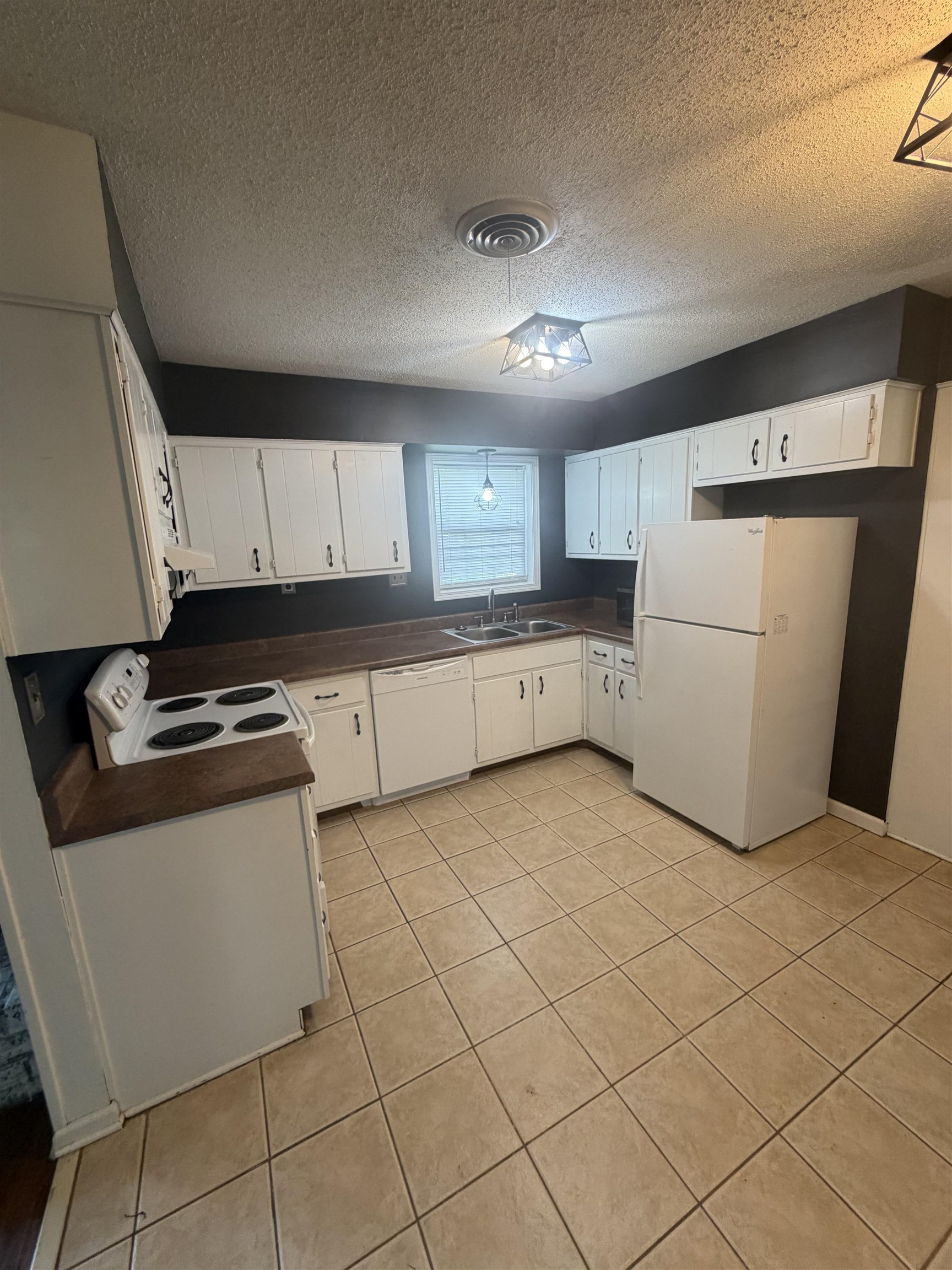 7919 Max St Property Photo 9