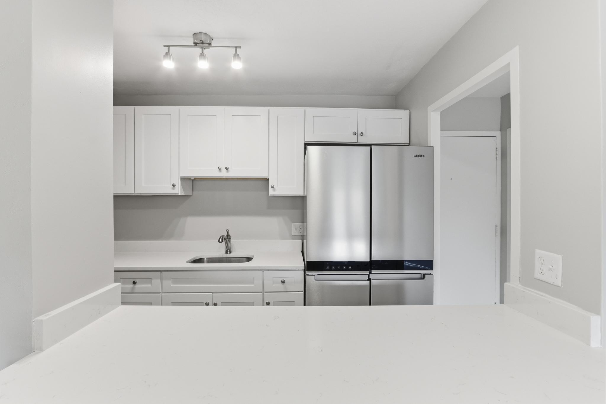 2277 Union Ave 409 Property Photo 5