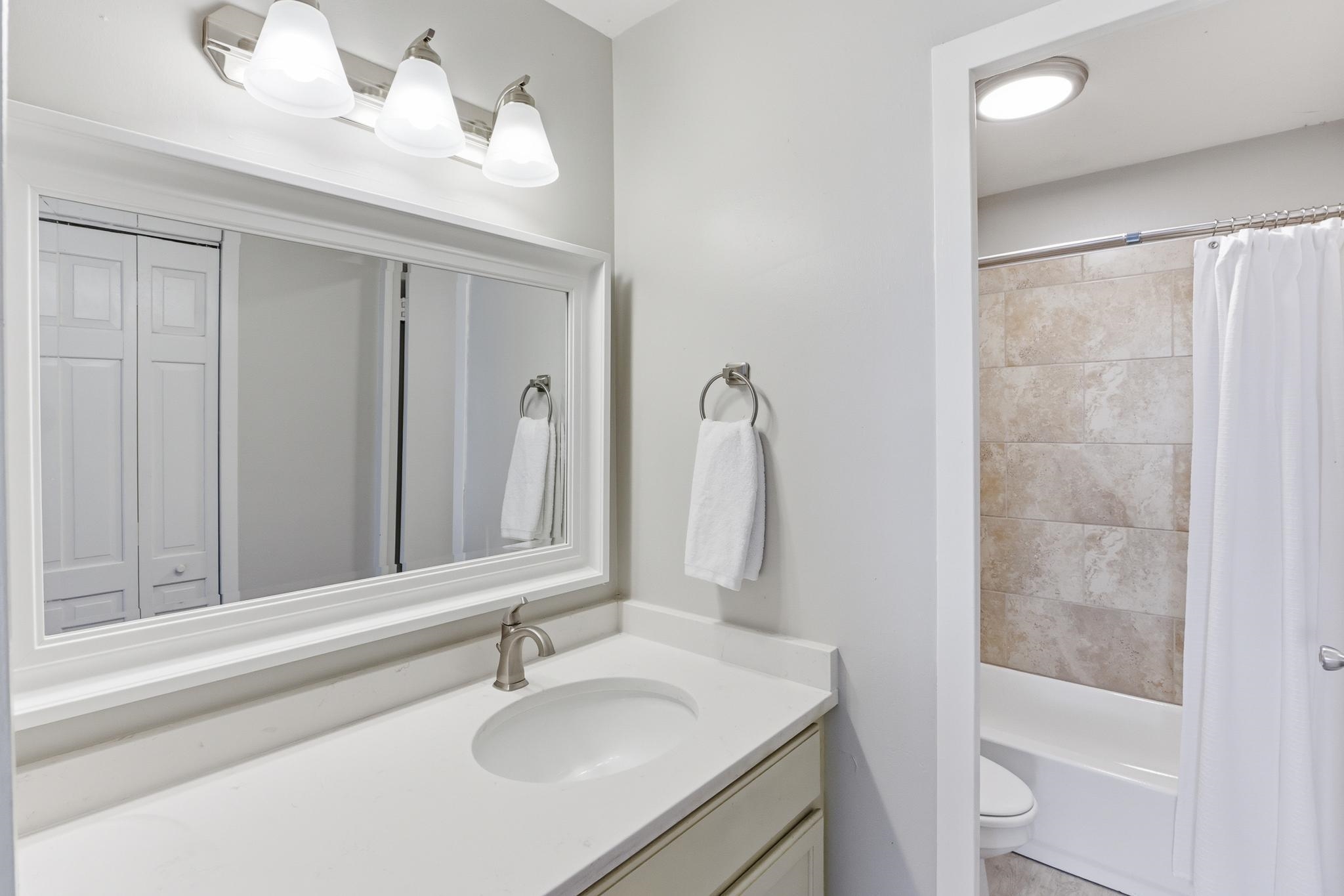 2277 Union Ave 409 Property Photo 14