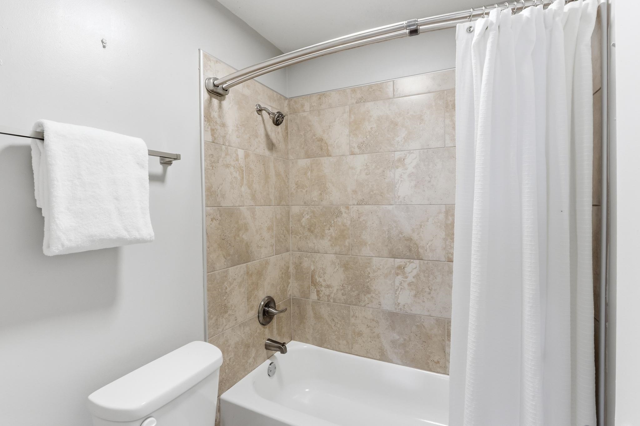 2277 Union Ave 409 Property Photo 15