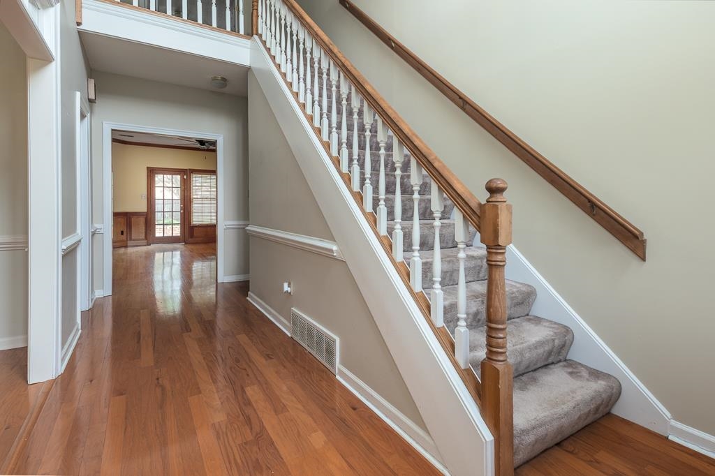 780 Autumn Winds Dr Property Photo 2