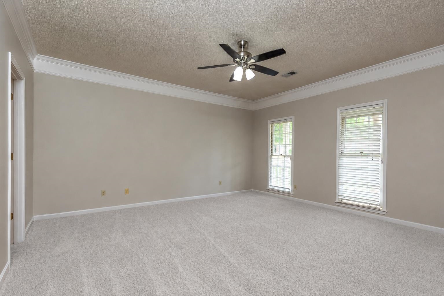 780 Autumn Winds Dr Property Photo 19