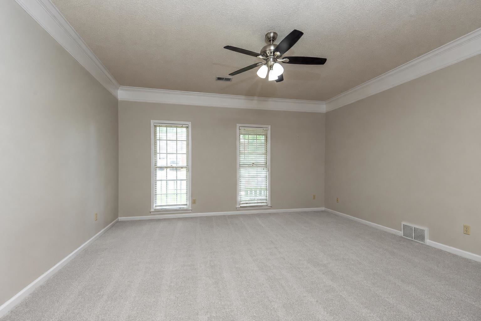 780 Autumn Winds Dr Property Photo 20