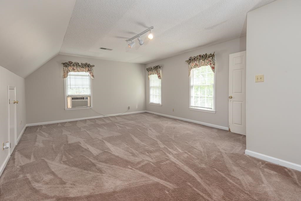 780 Autumn Winds Dr Property Photo 31