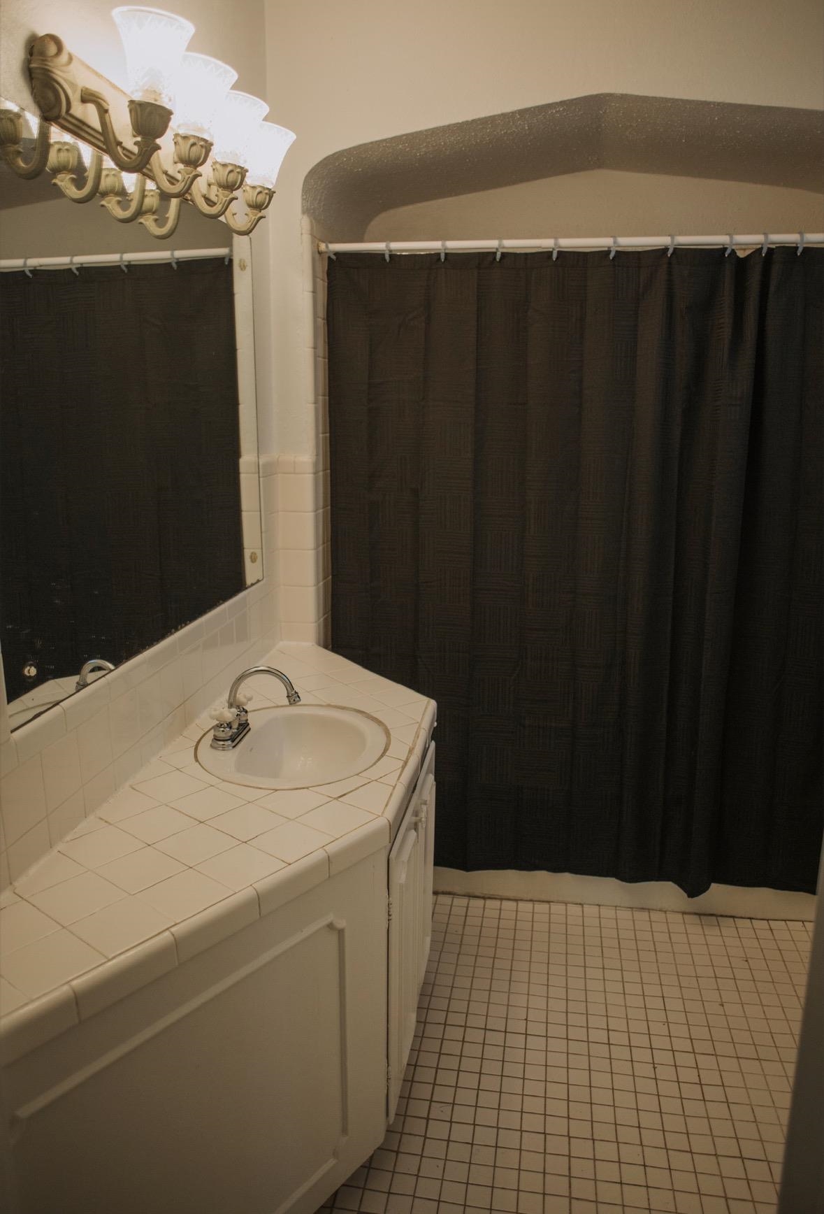 230 Lake Dr Property Photo 13