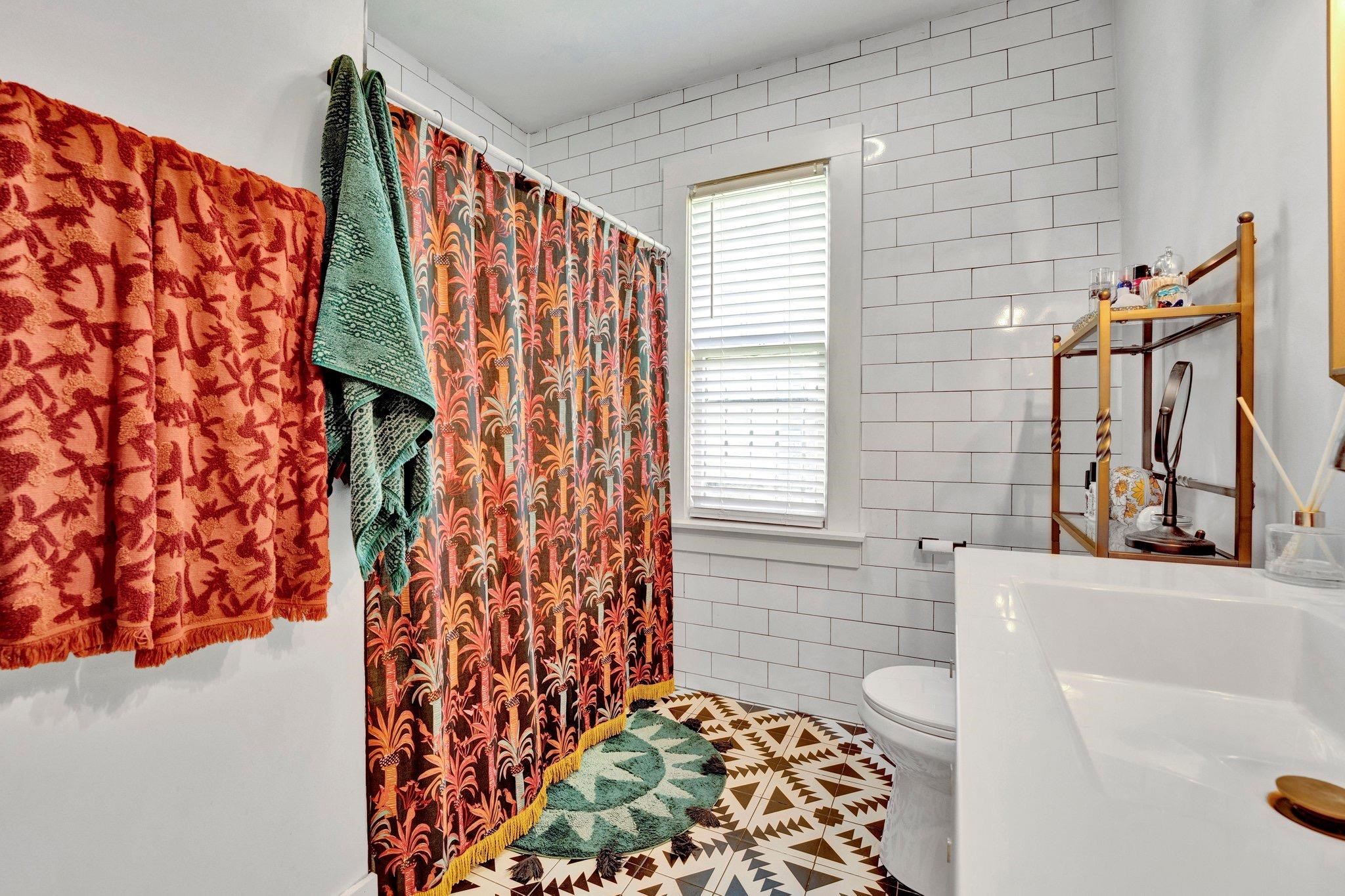 1150 Tanglewood St Property Photo 8