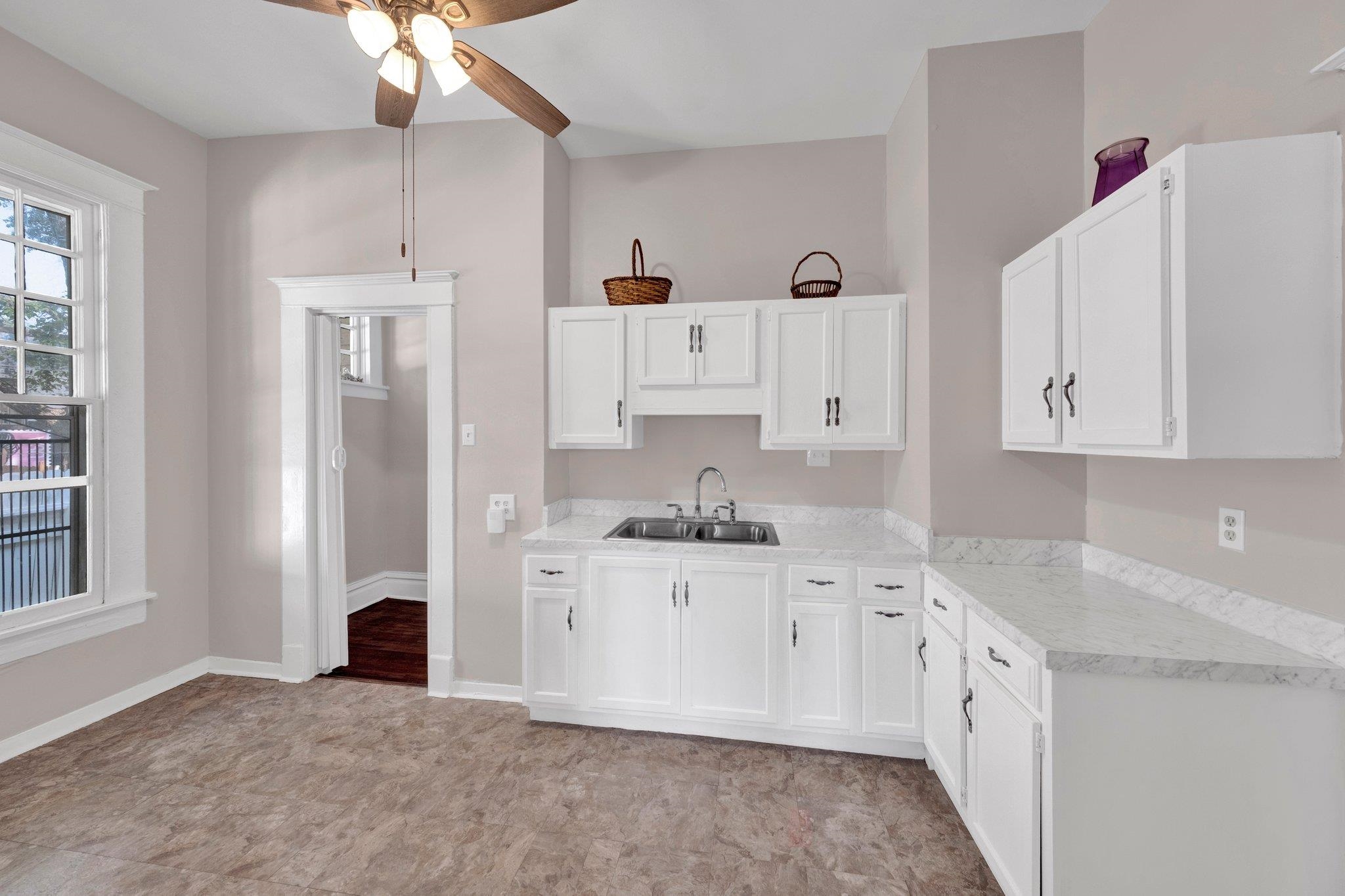 1701 Vesey Ave Property Photo 15