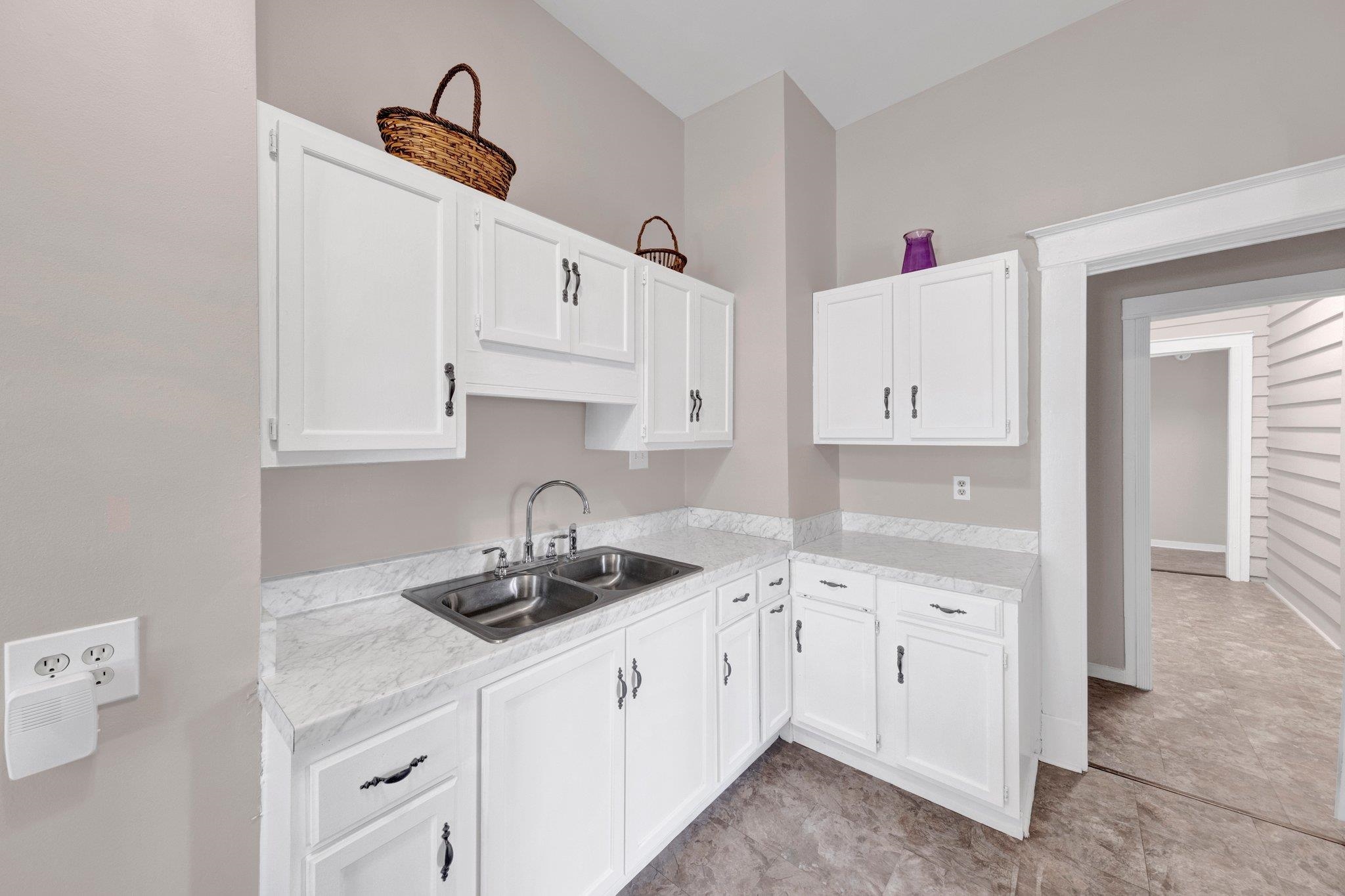 1701 Vesey Ave Property Photo 16