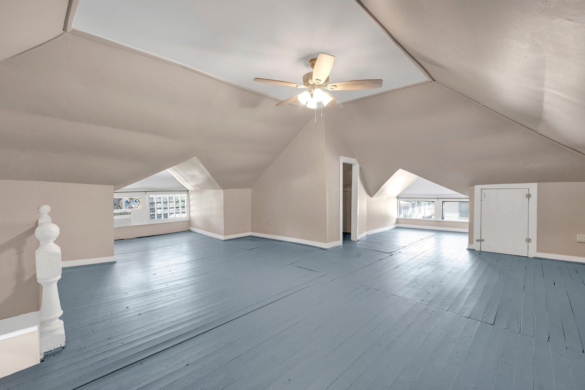 1701 Vesey Ave Property Photo 24