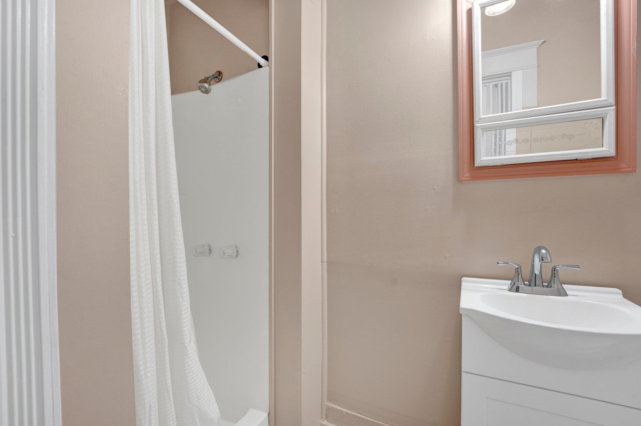 1701 Vesey Ave Property Photo 25