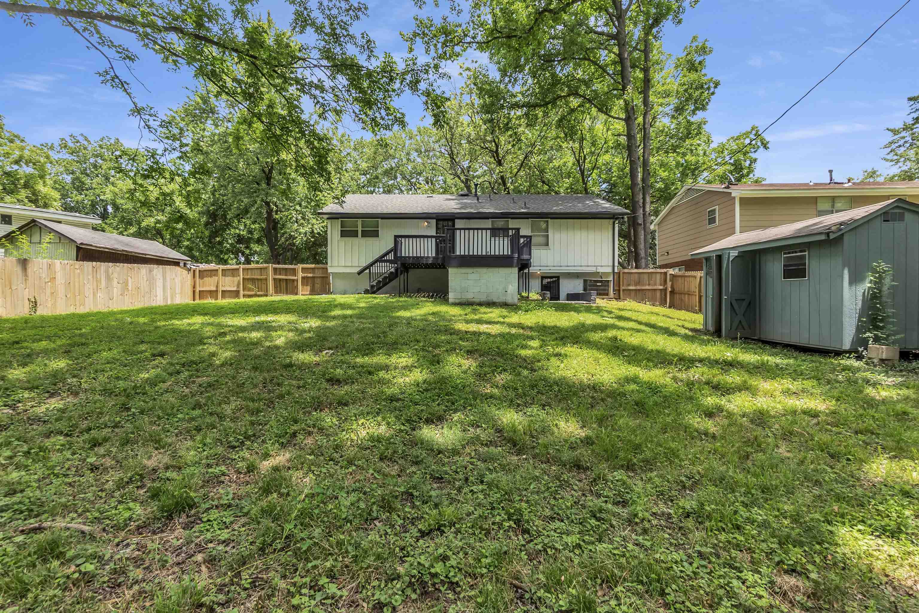 3263 Glen Logan Dr Property Photo 4