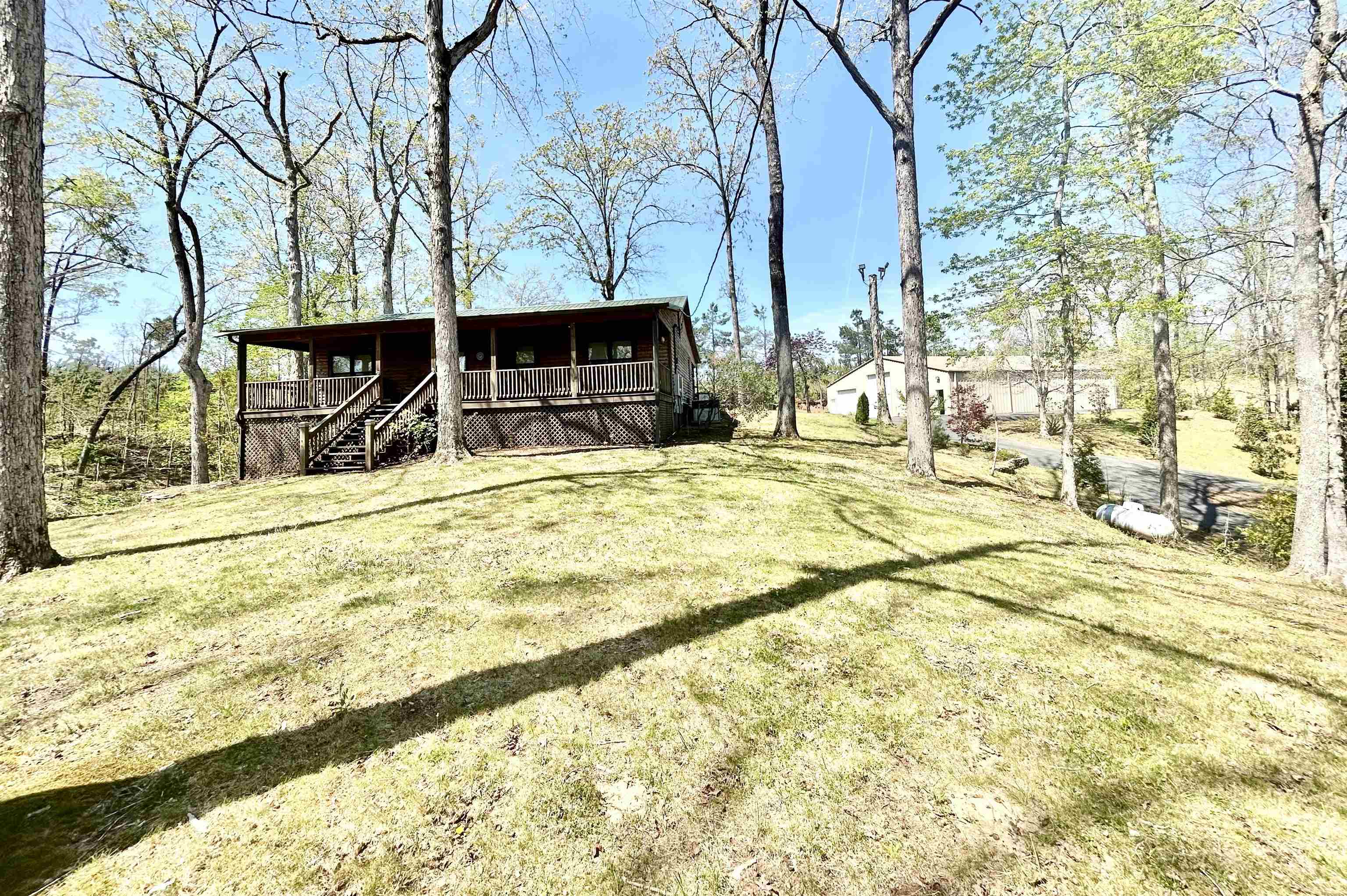 320 Yellow Creek Ln Property Photo 6