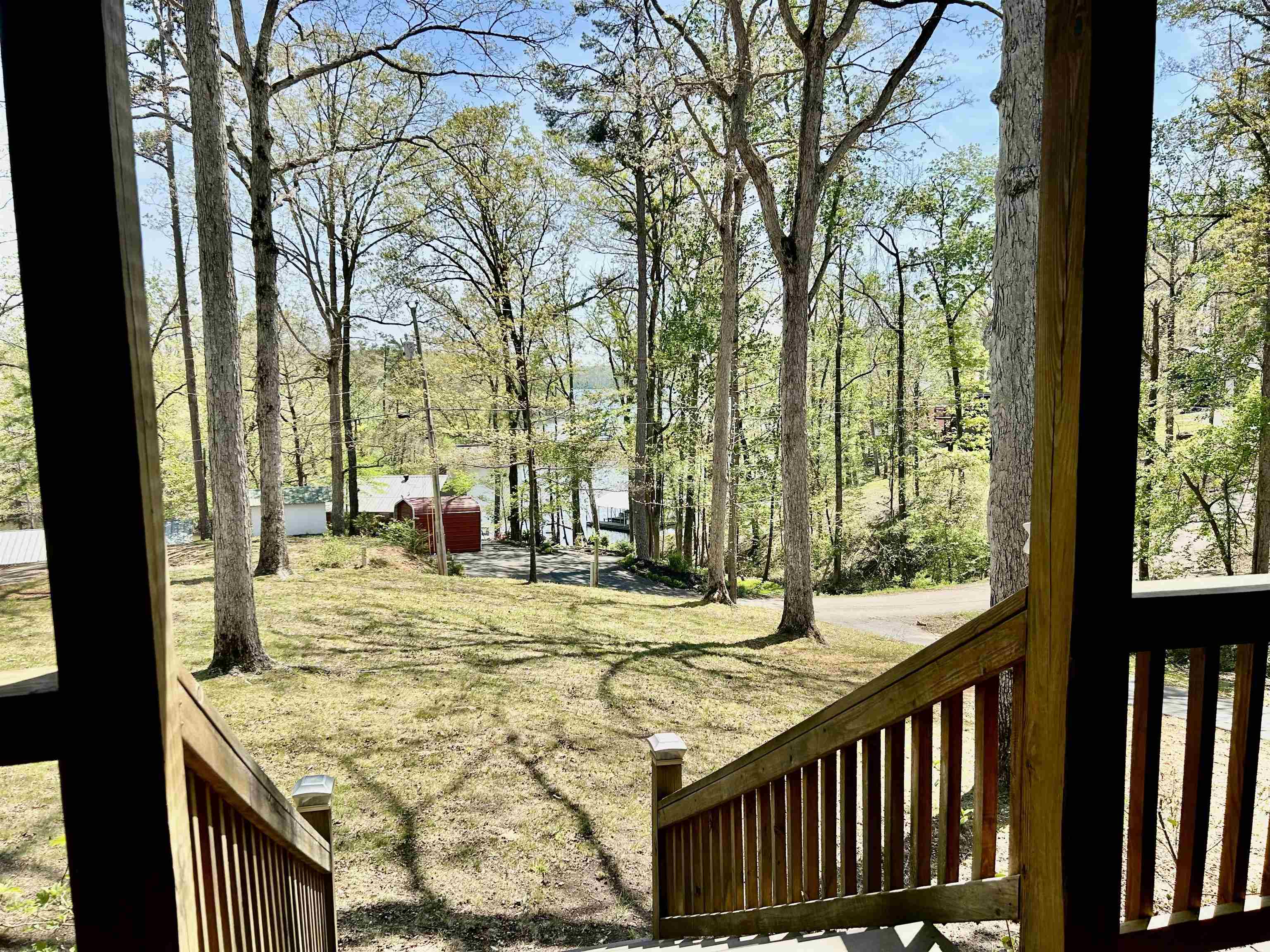 320 Yellow Creek Ln Property Photo 7