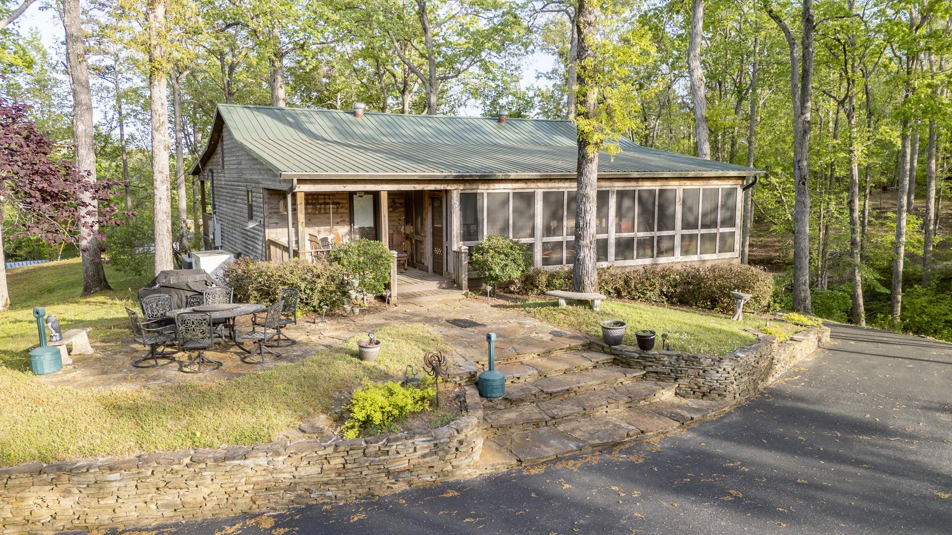 320 Yellow Creek Ln Property Photo 24