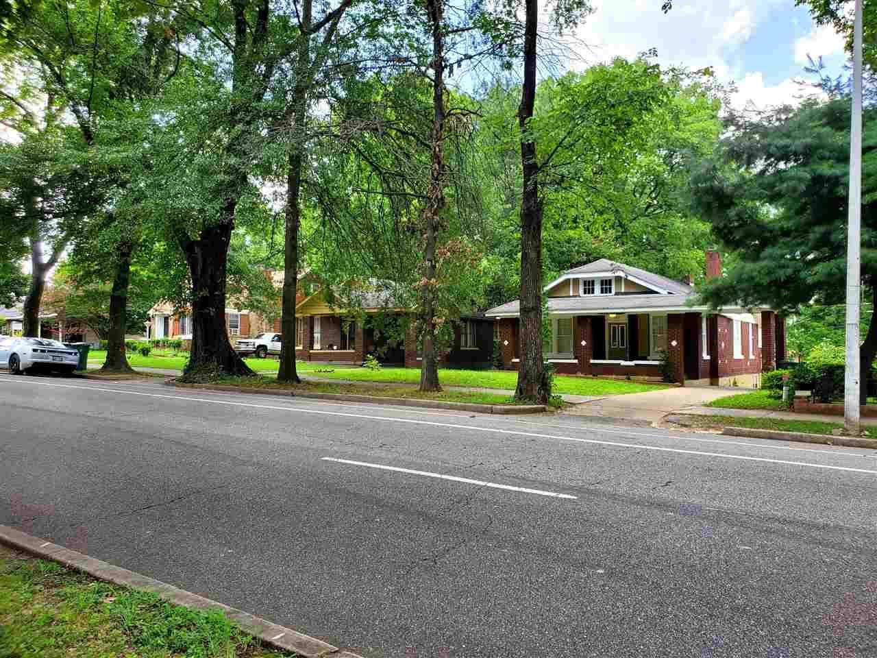 1382 S PARKWAY AVE E Property Photo 1