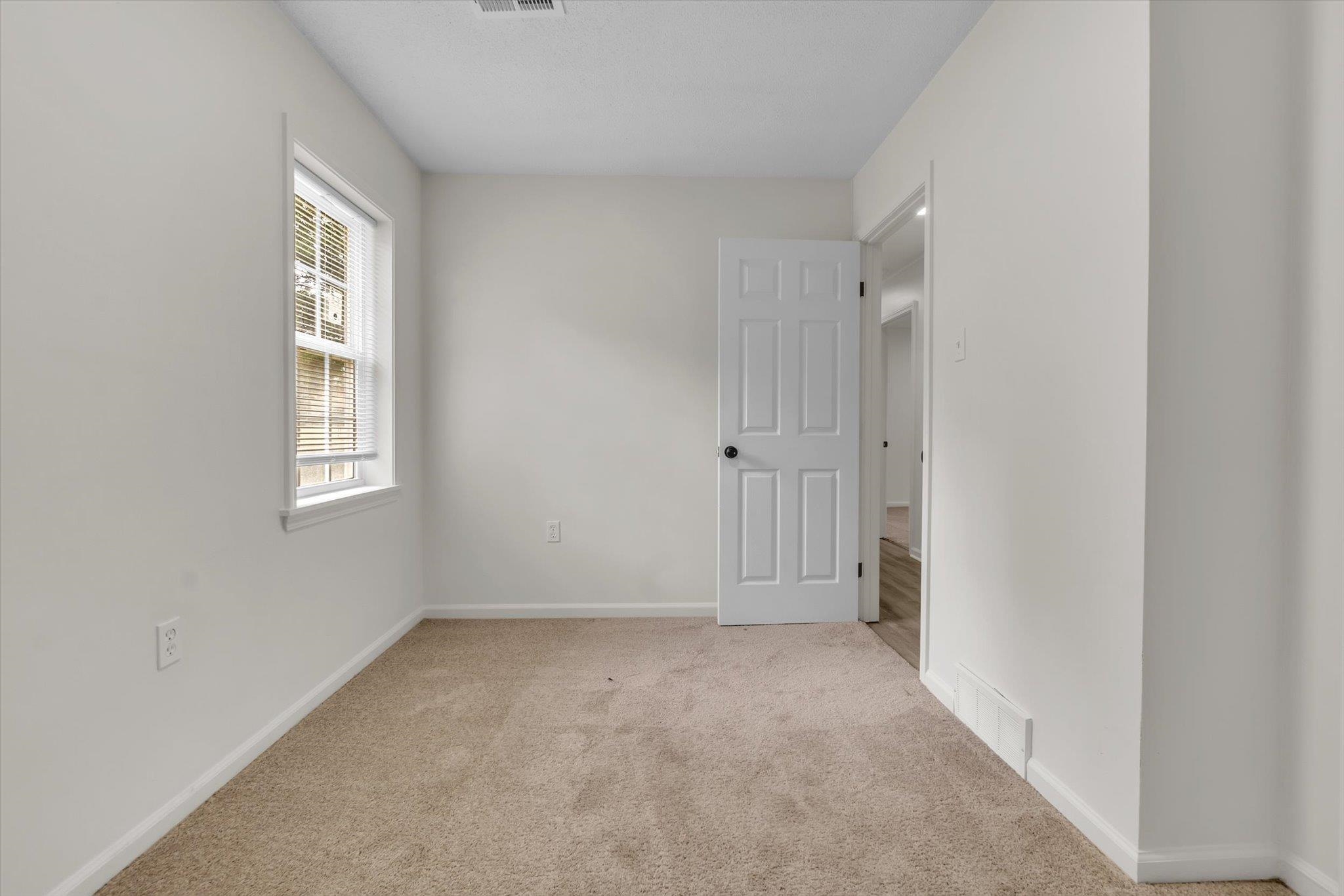 129 Tatlock Cir Property Photo 11