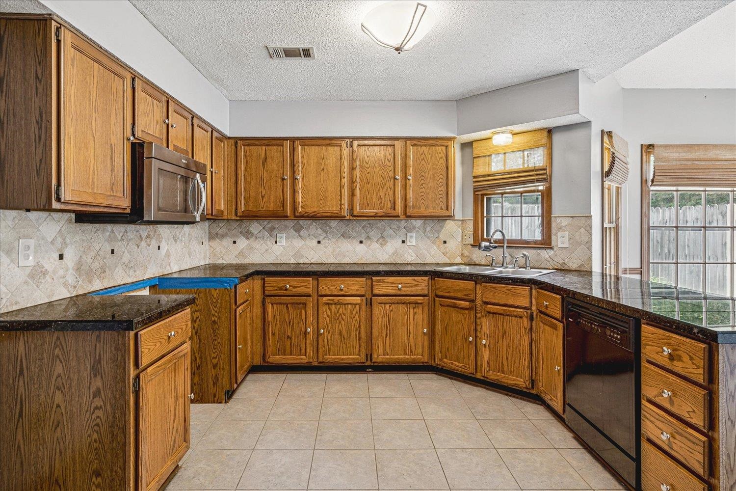 8529 Buckhurst Rd Property Photo 13