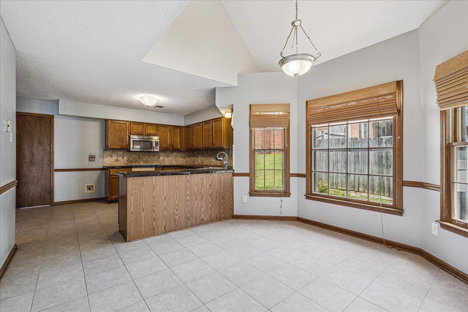 8529 Buckhurst Rd Property Photo 17