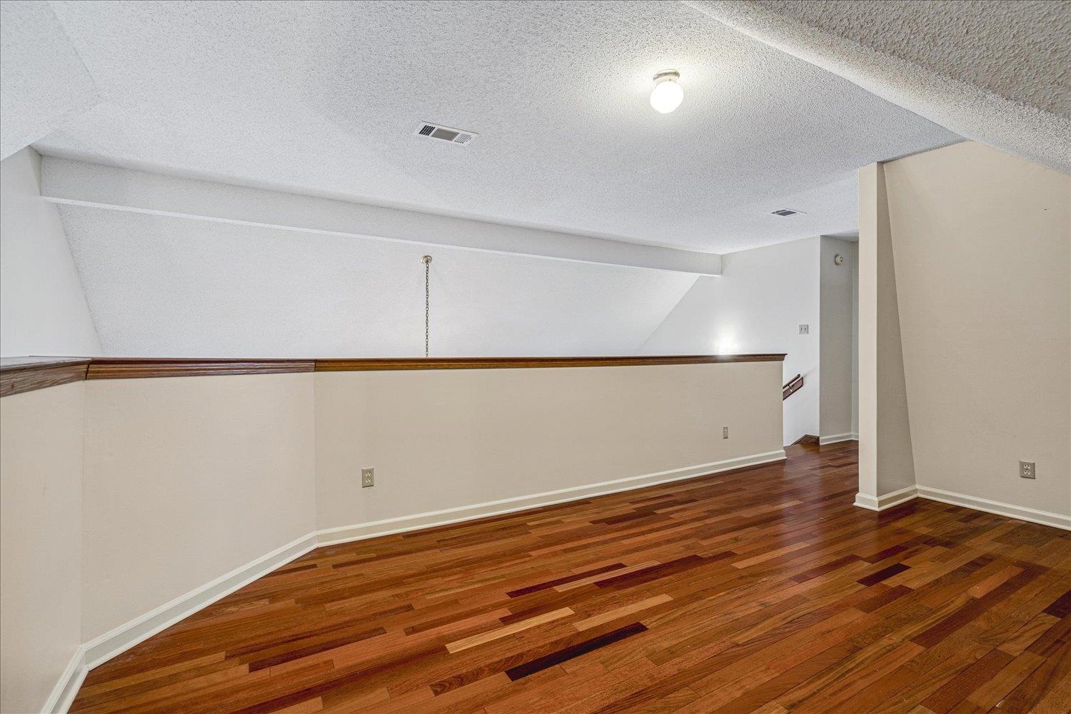 8529 Buckhurst Rd Property Photo 28