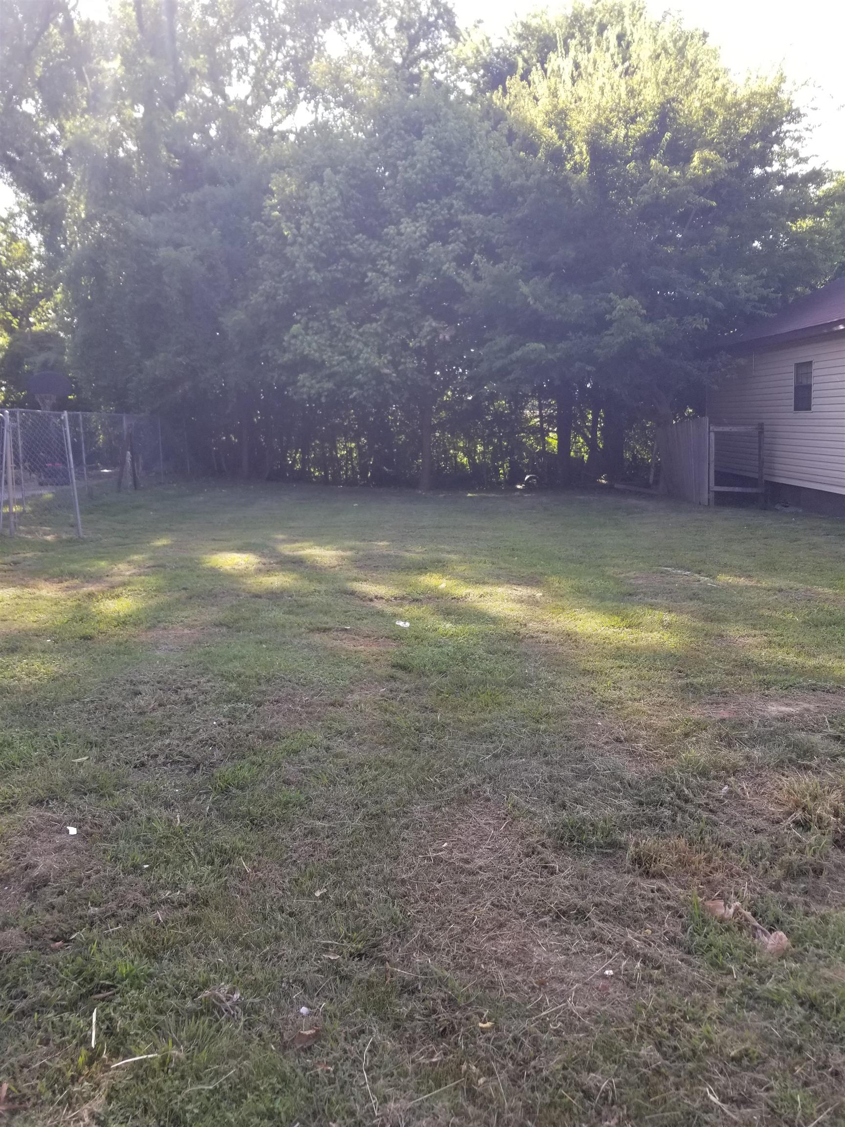 1437 Davis St Property Photo 1