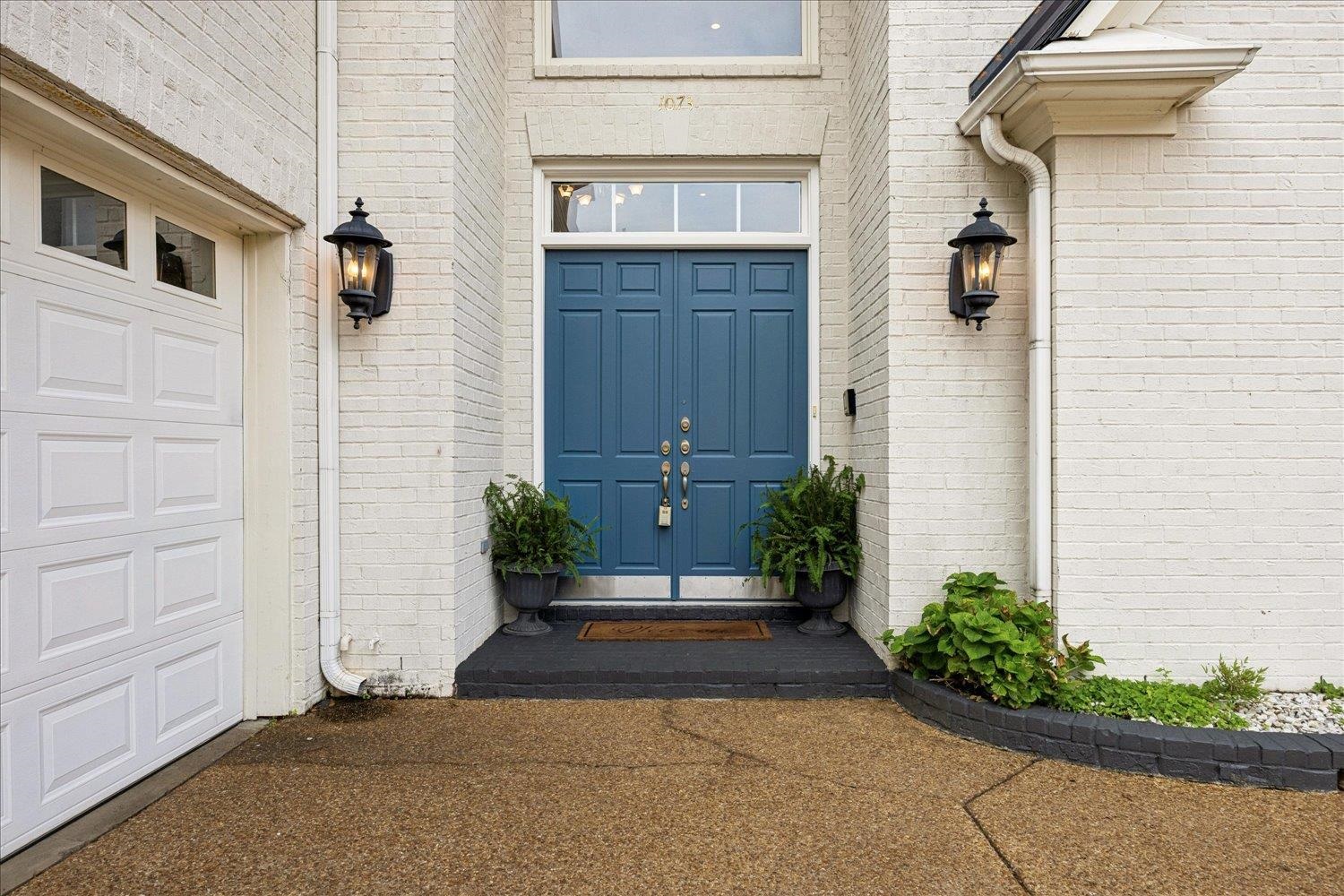 1073 Humphrey Oaks Cir Property Photo 32