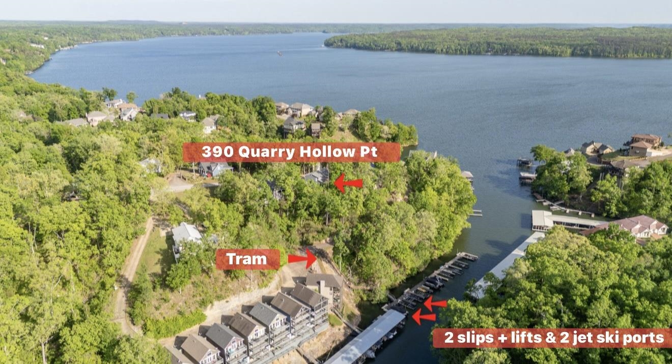 390 Quarry Hollow Pt Property Photo 2