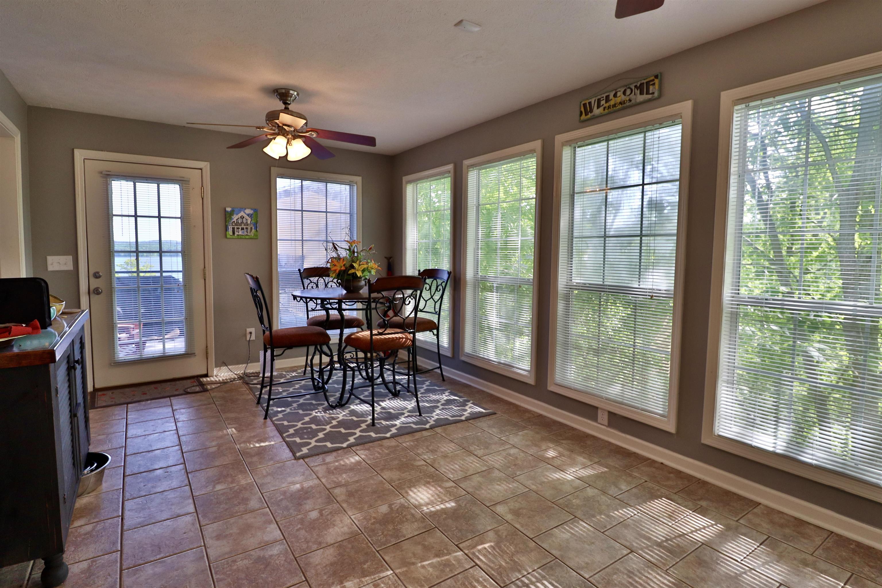 390 Quarry Hollow Pt Property Photo 13